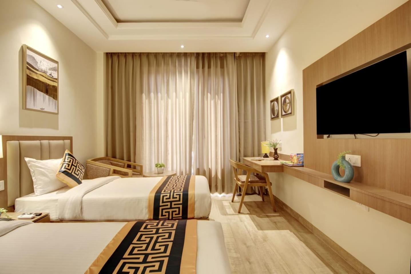 Grand Marina Near Igi Airport Delhi Hotel New Delhi