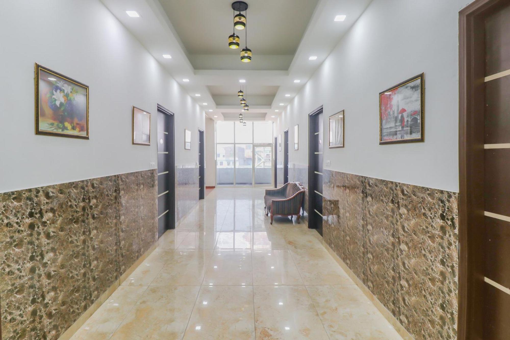 O Red Crown Hotel Delhi (National Capital Territory of India)