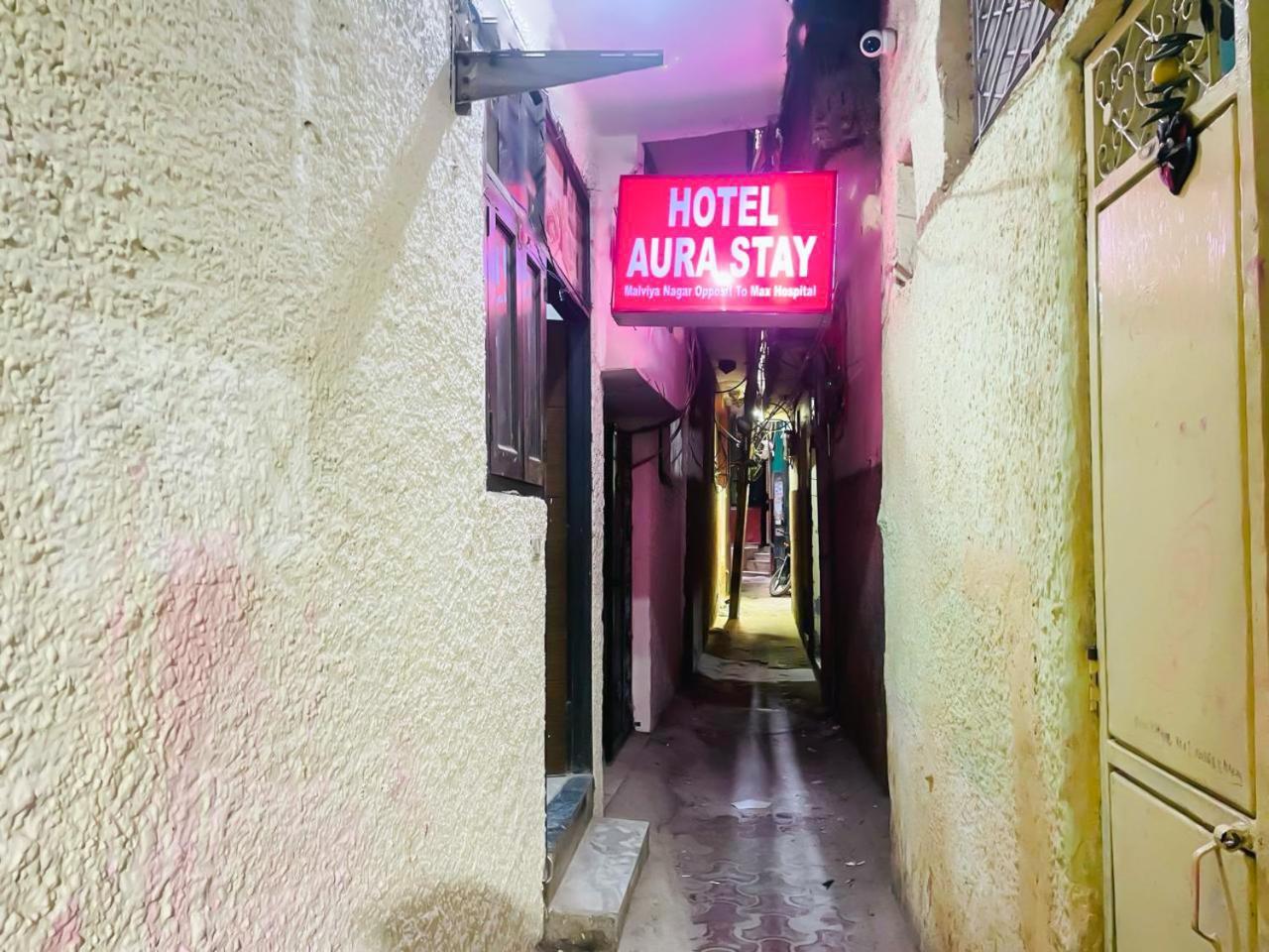Aura-malviya Nagar 3* New Delhi