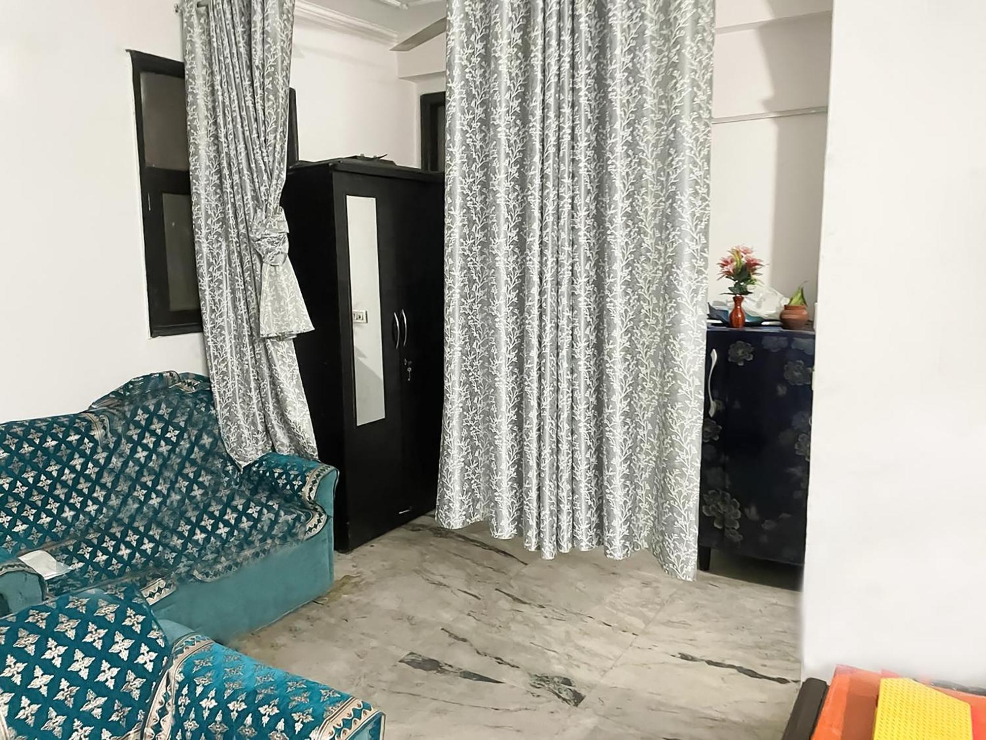 Aura-malviya Nagar Hotel New Delhi