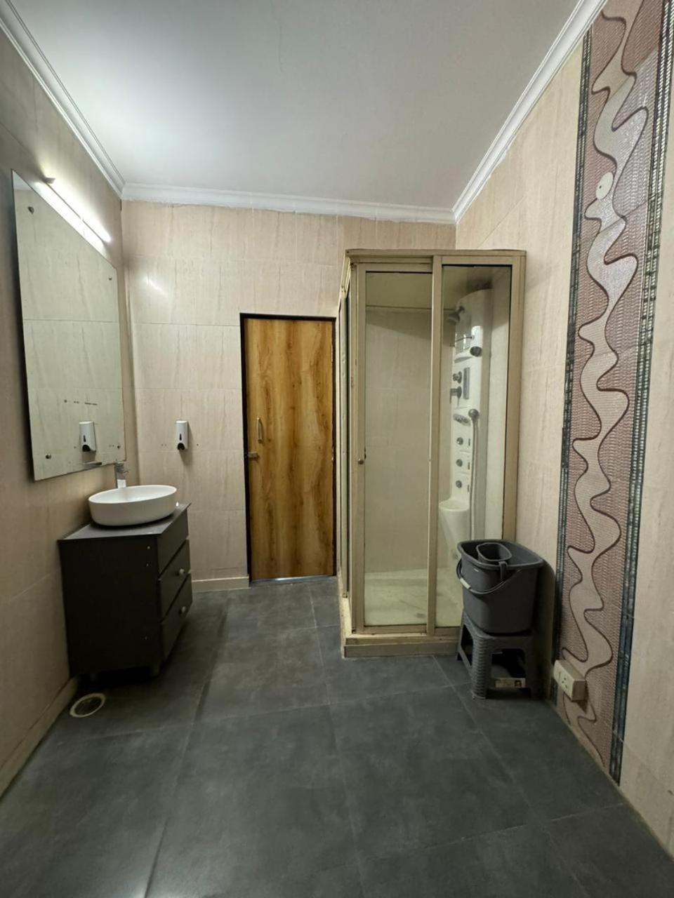 Apartamento Badal Cloud - Aiims Hospital