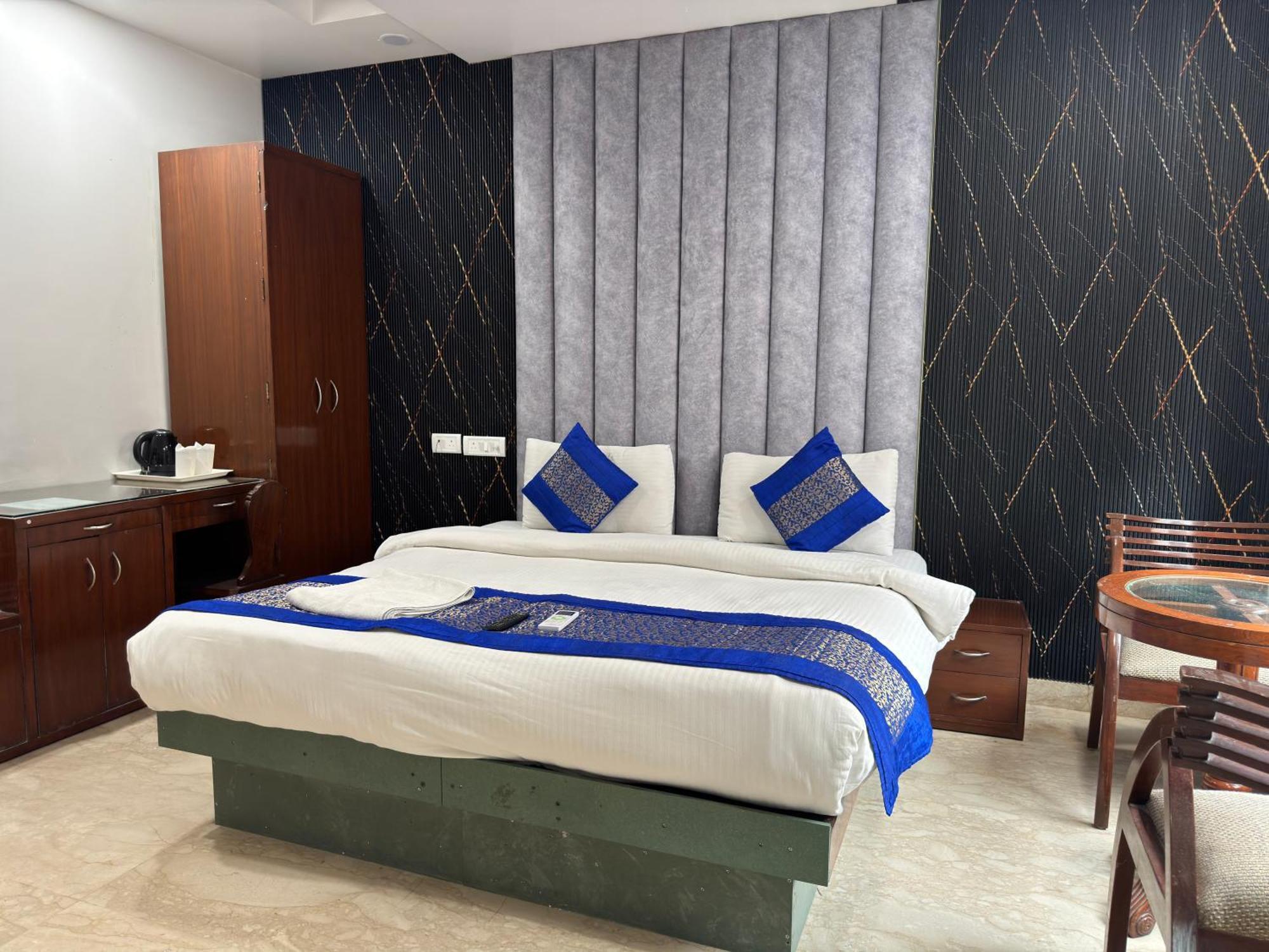 The Daanish Residency - Karol Bagh Hotel New Delhi