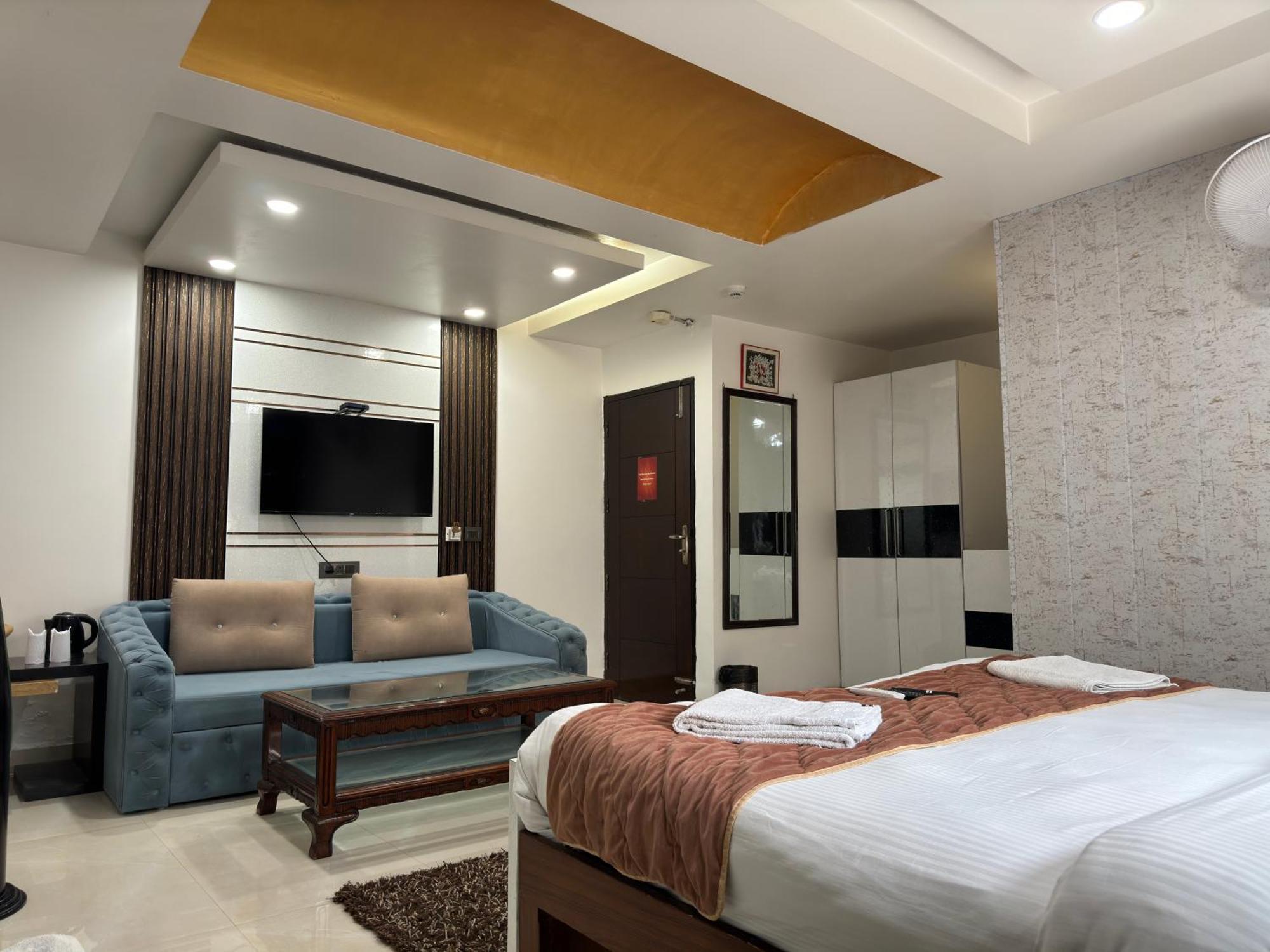 The Daanish Residency - Karol Bagh Hotel New Delhi