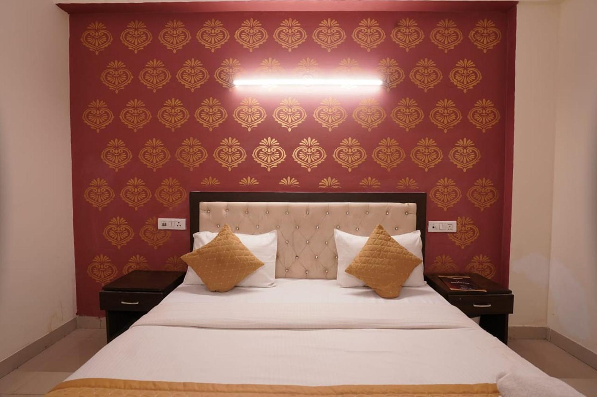 Hotel Tourist Palace 3*