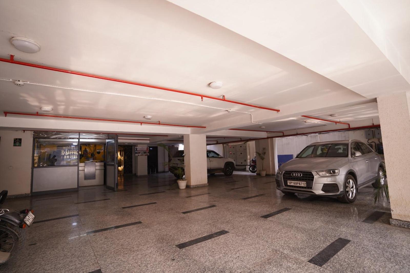 Hotel Leo Saffron - Corporate Pitampura Delhi (National Capital Territory of India)