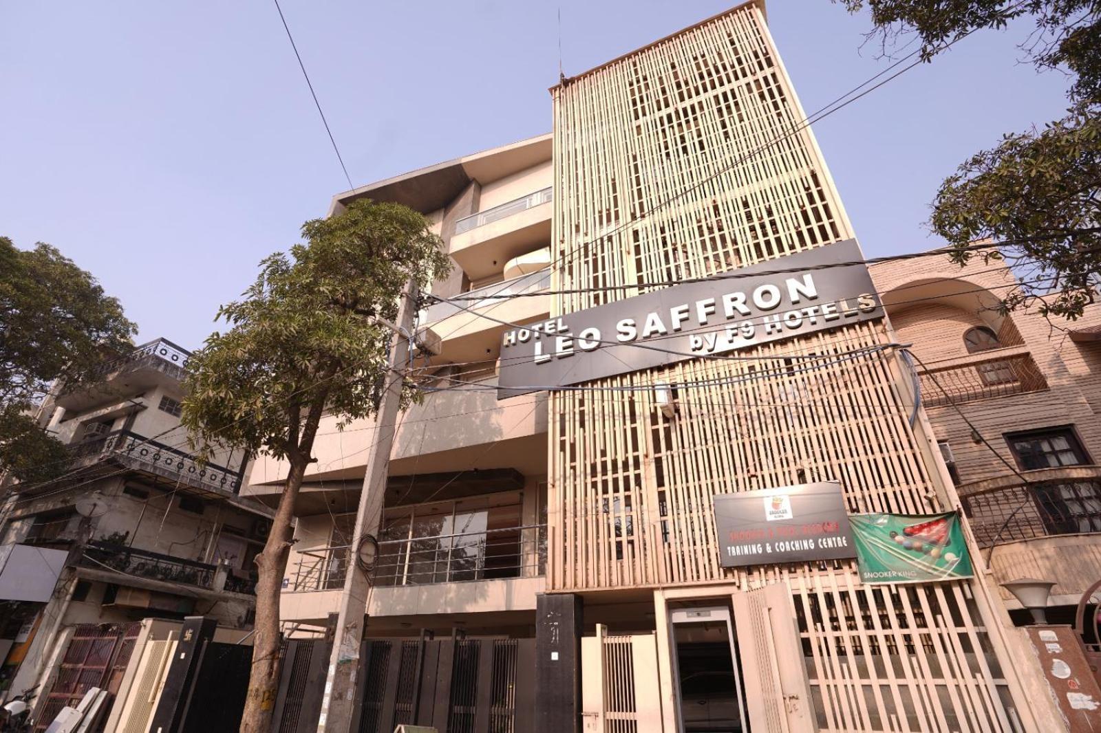 Leo Saffron - Corporate Pitampura Hotel 3*