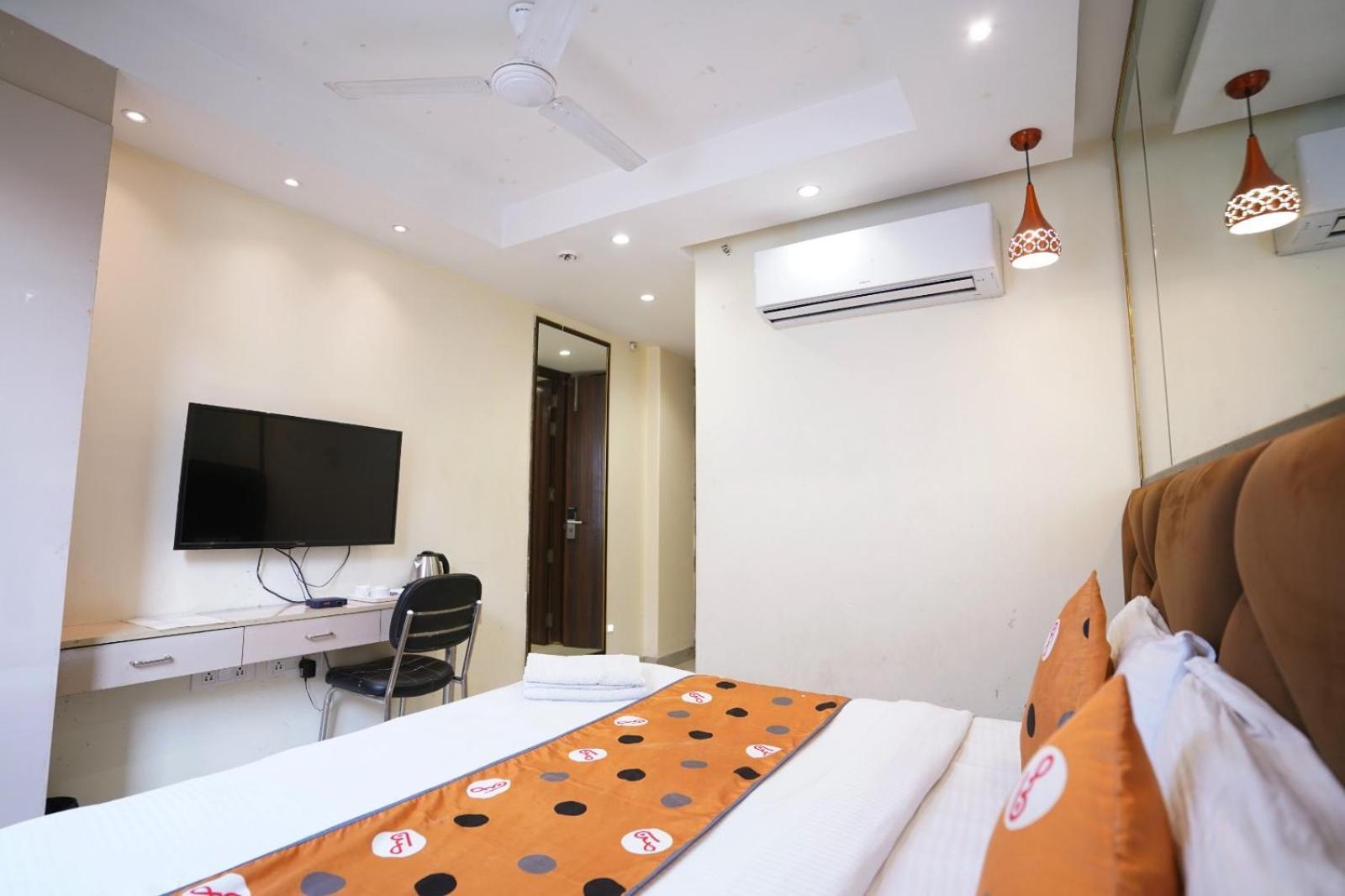 Leo Saffron - Corporate Pitampura Hotel Delhi (National Capital Territory of India)