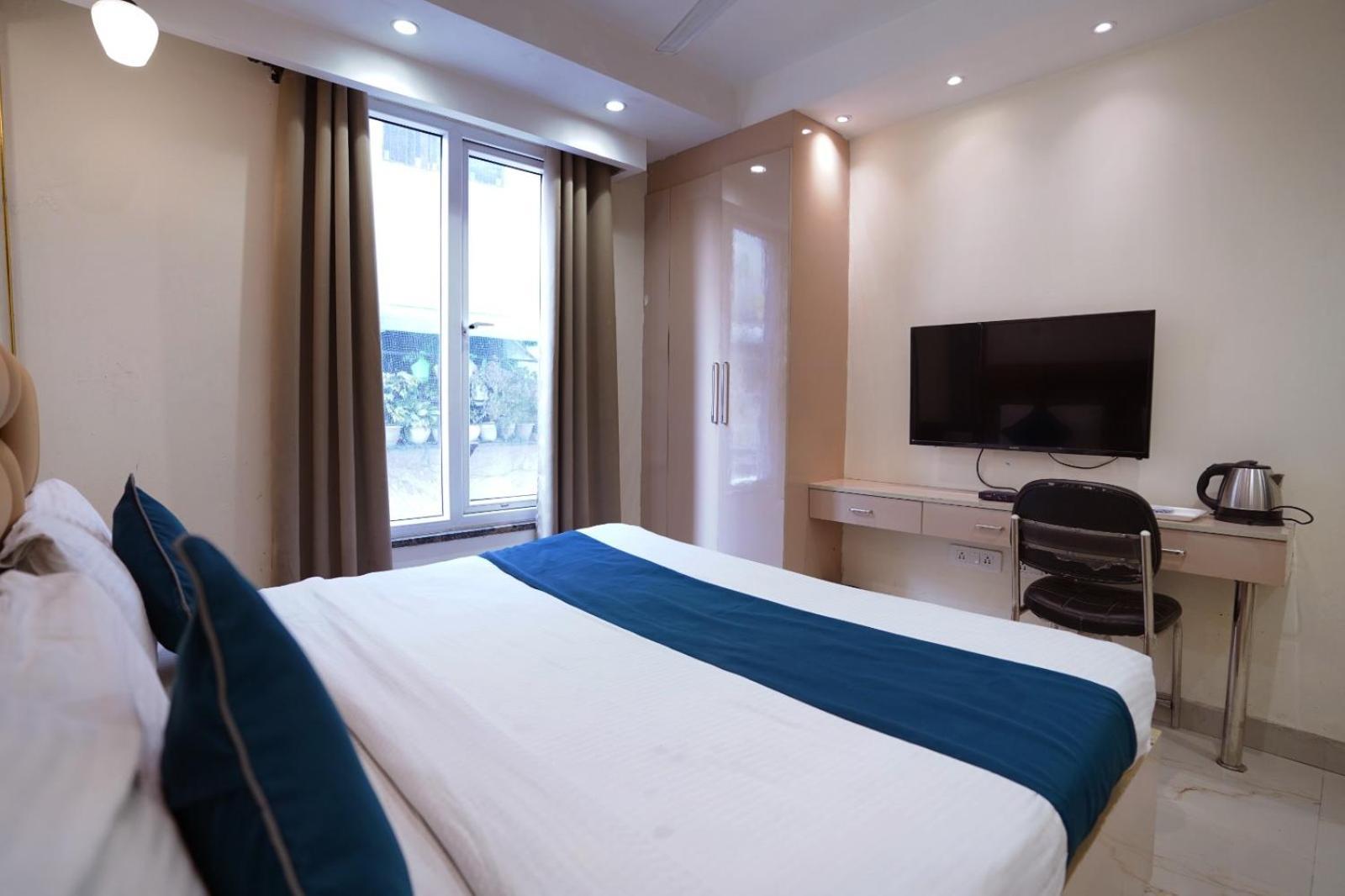 Leo Saffron - Corporate Pitampura Hotel Delhi (National Capital Territory of India)