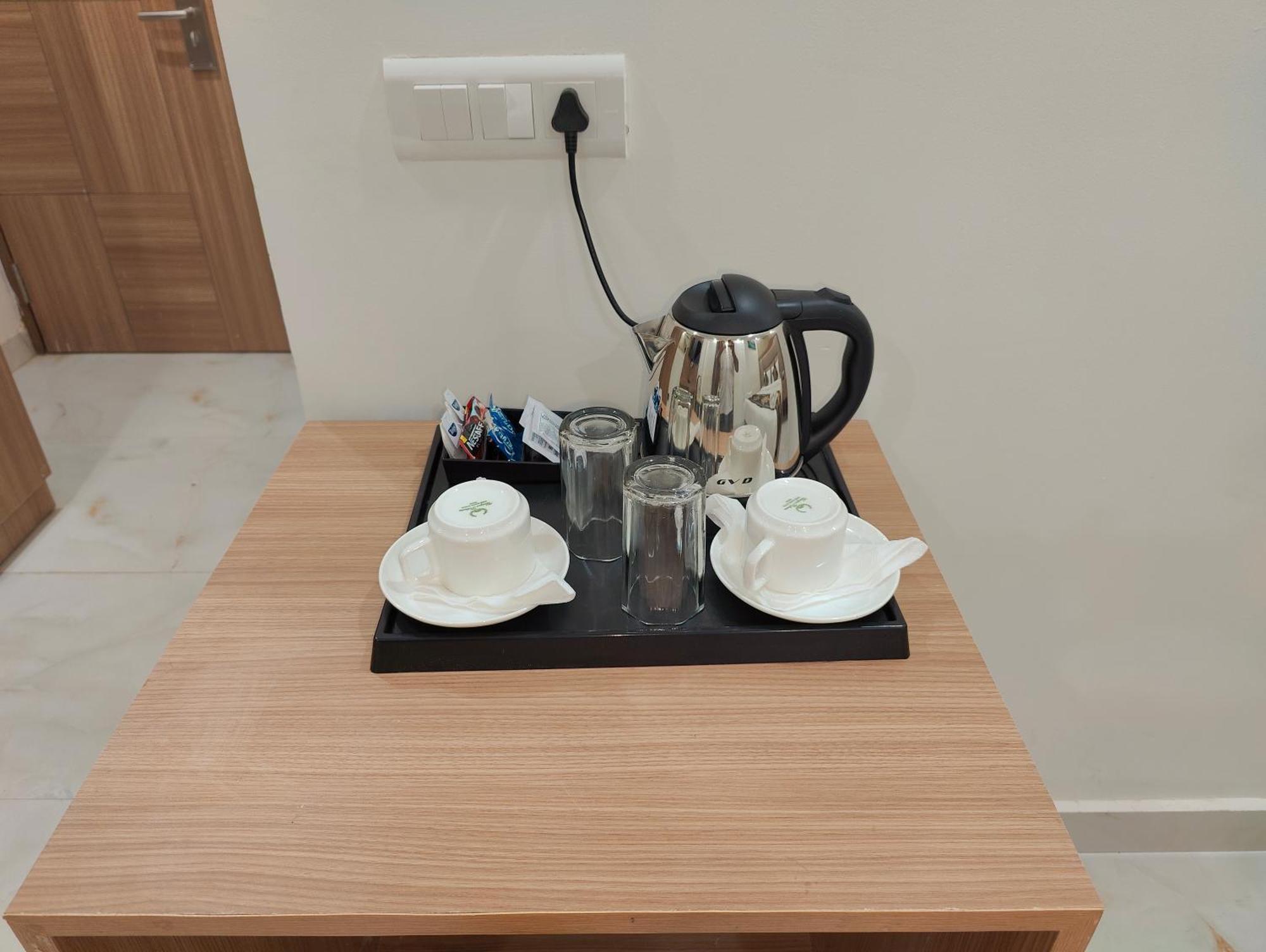 Acomodação com café da manhã  Decent Suites Inn- Mahipalpur, Delhi Airport, Aerocity