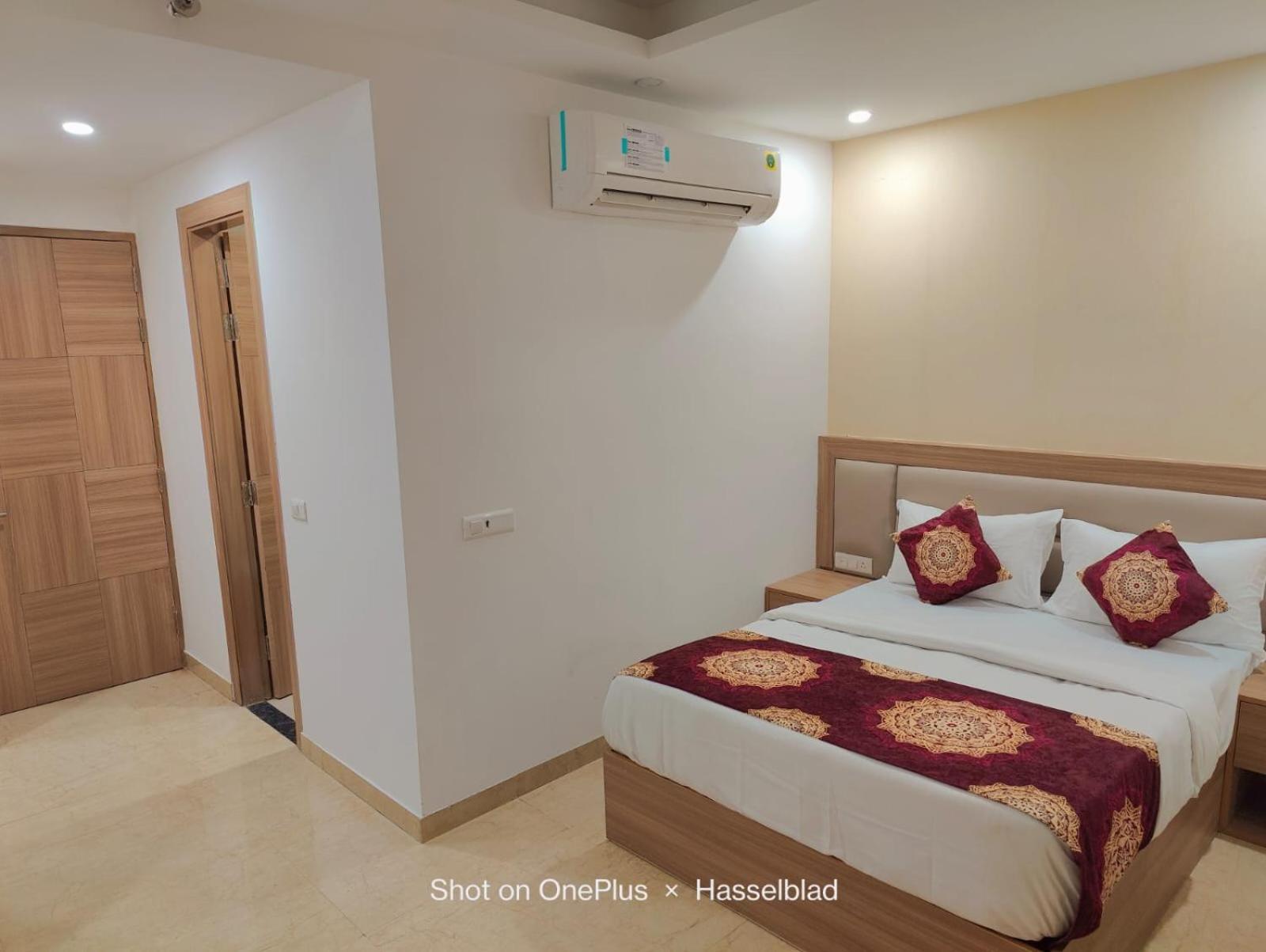 Decent Suites Inn- Mahipalpur, Delhi Airport, Aerocity