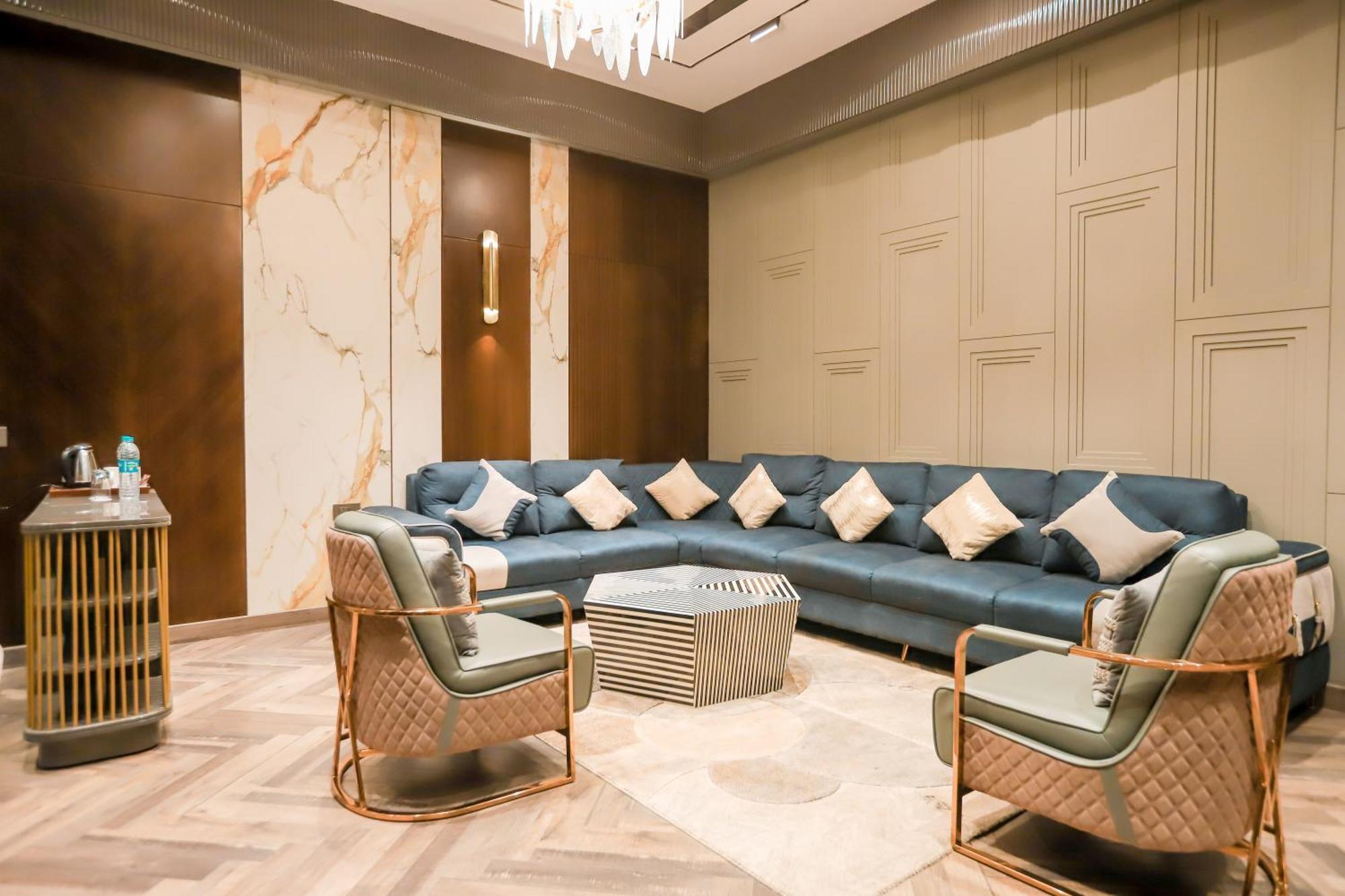 Bel-la Monde Chhattarpur South Delhi Hotel