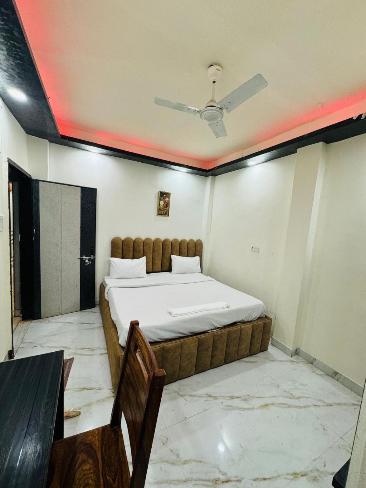 Malviya Nagar Guest house New Delhi