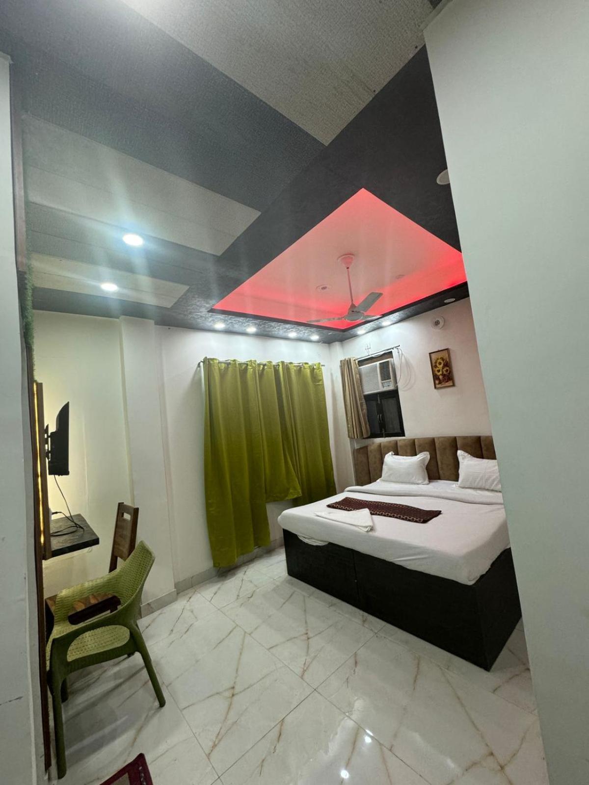 Malviya Nagar *