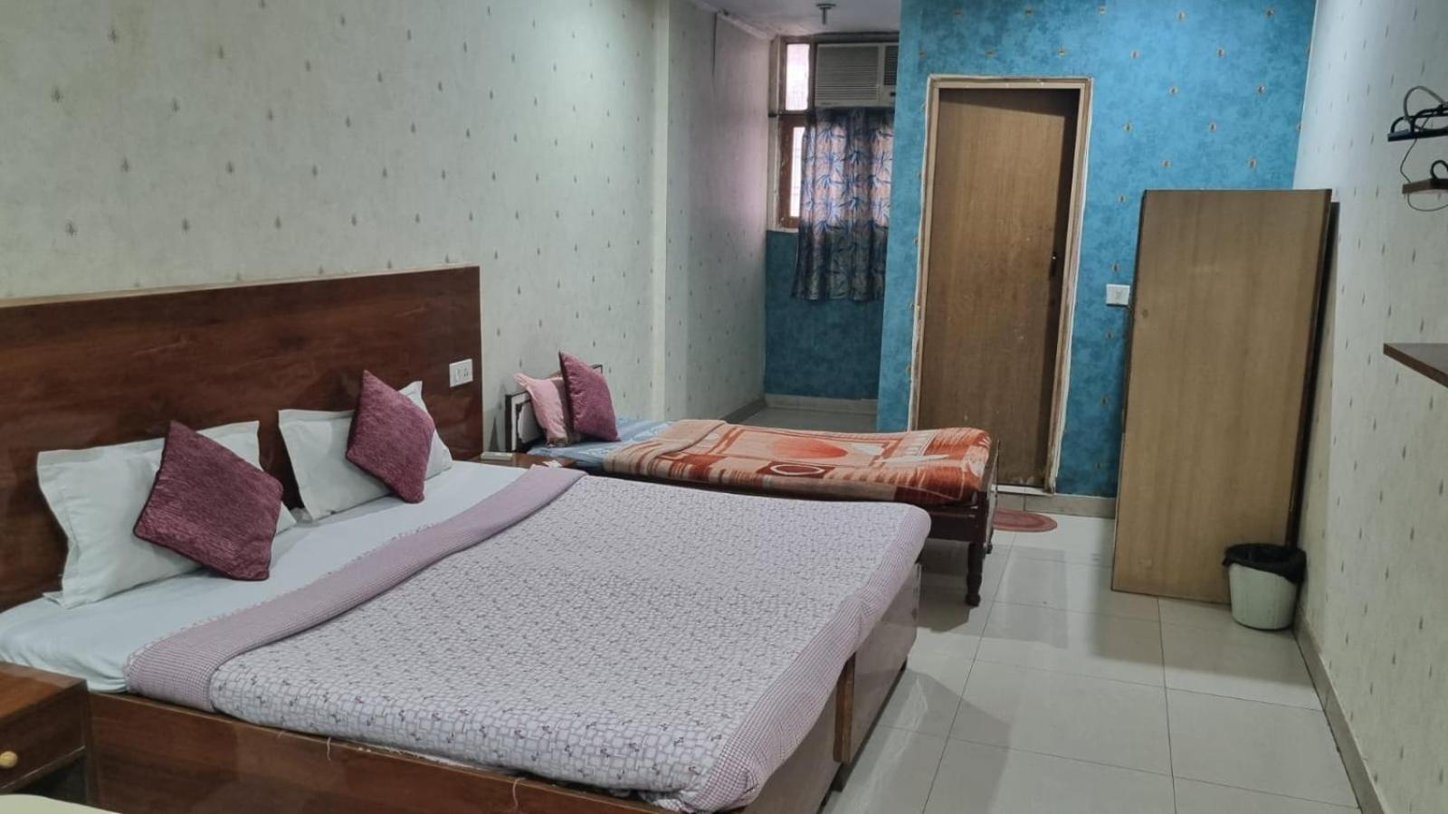 Swapnil International New Delhi