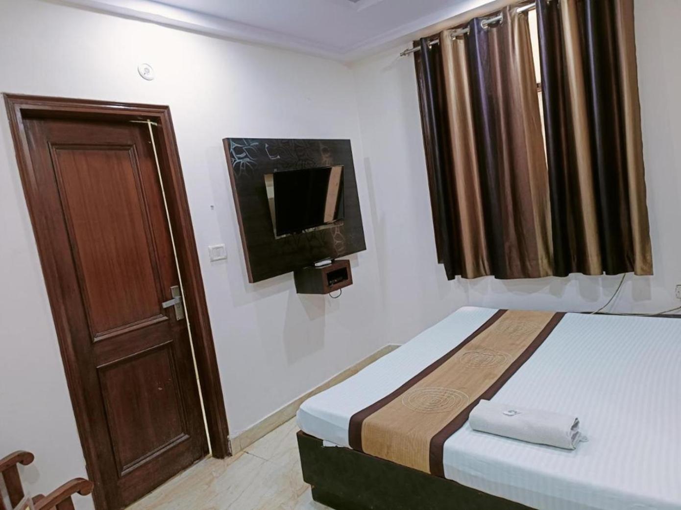 Hotel Shiva Intercontinental 3*