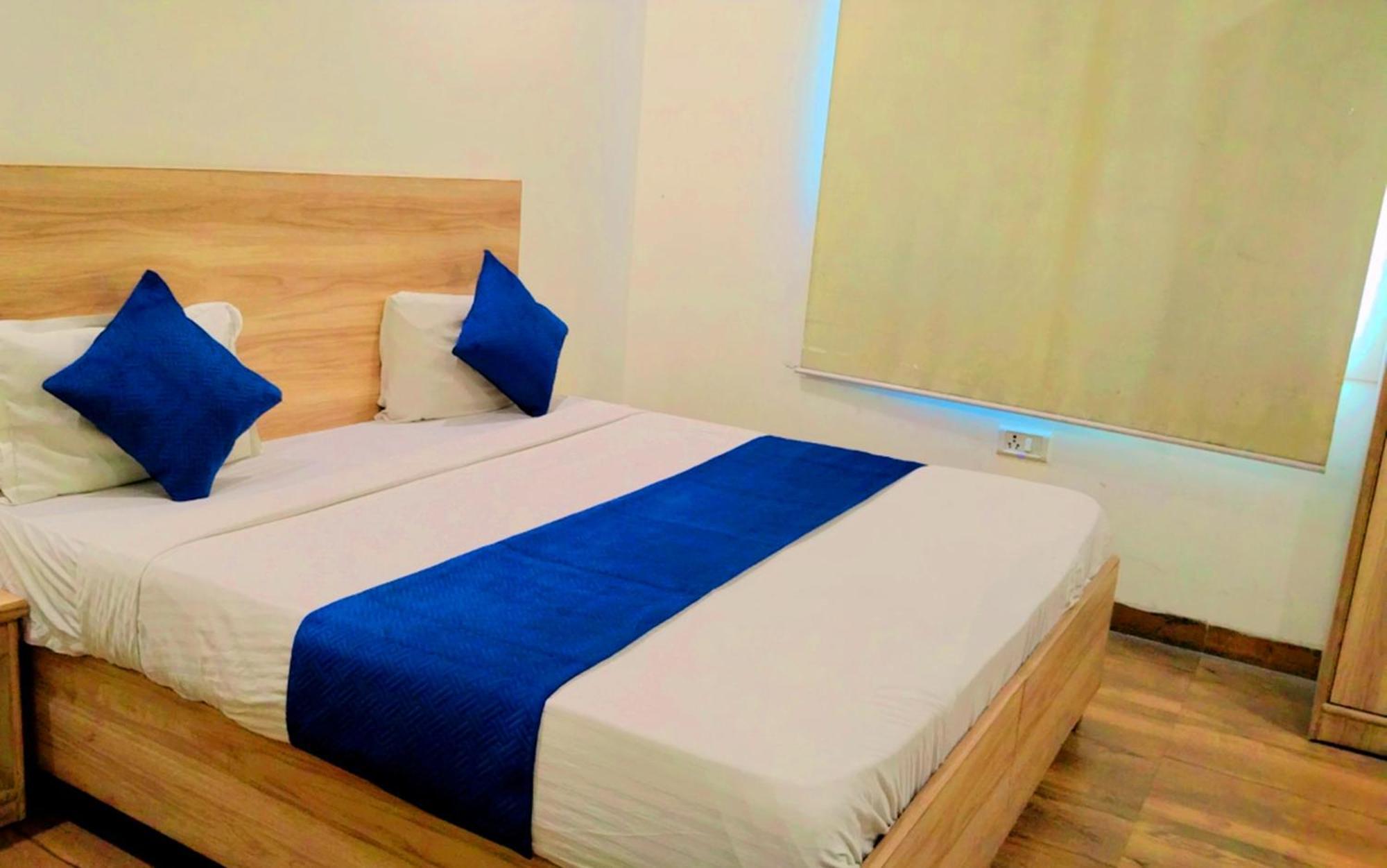 Hotel Aerocity Golden 3*