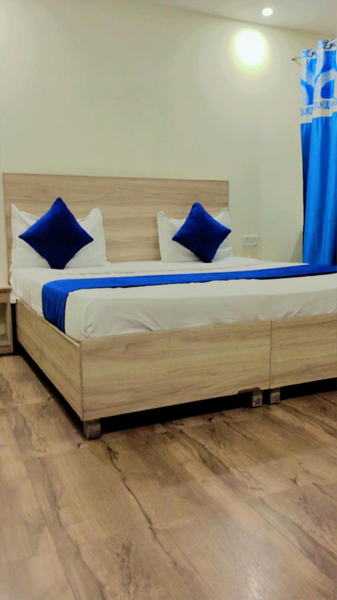 Aerocity Golden 3*