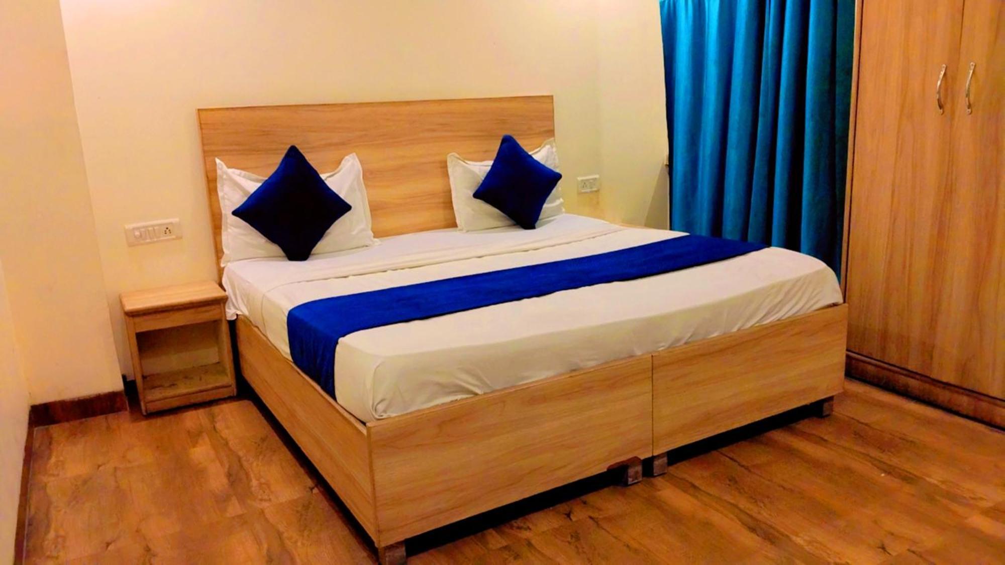 Hotel Aerocity Golden