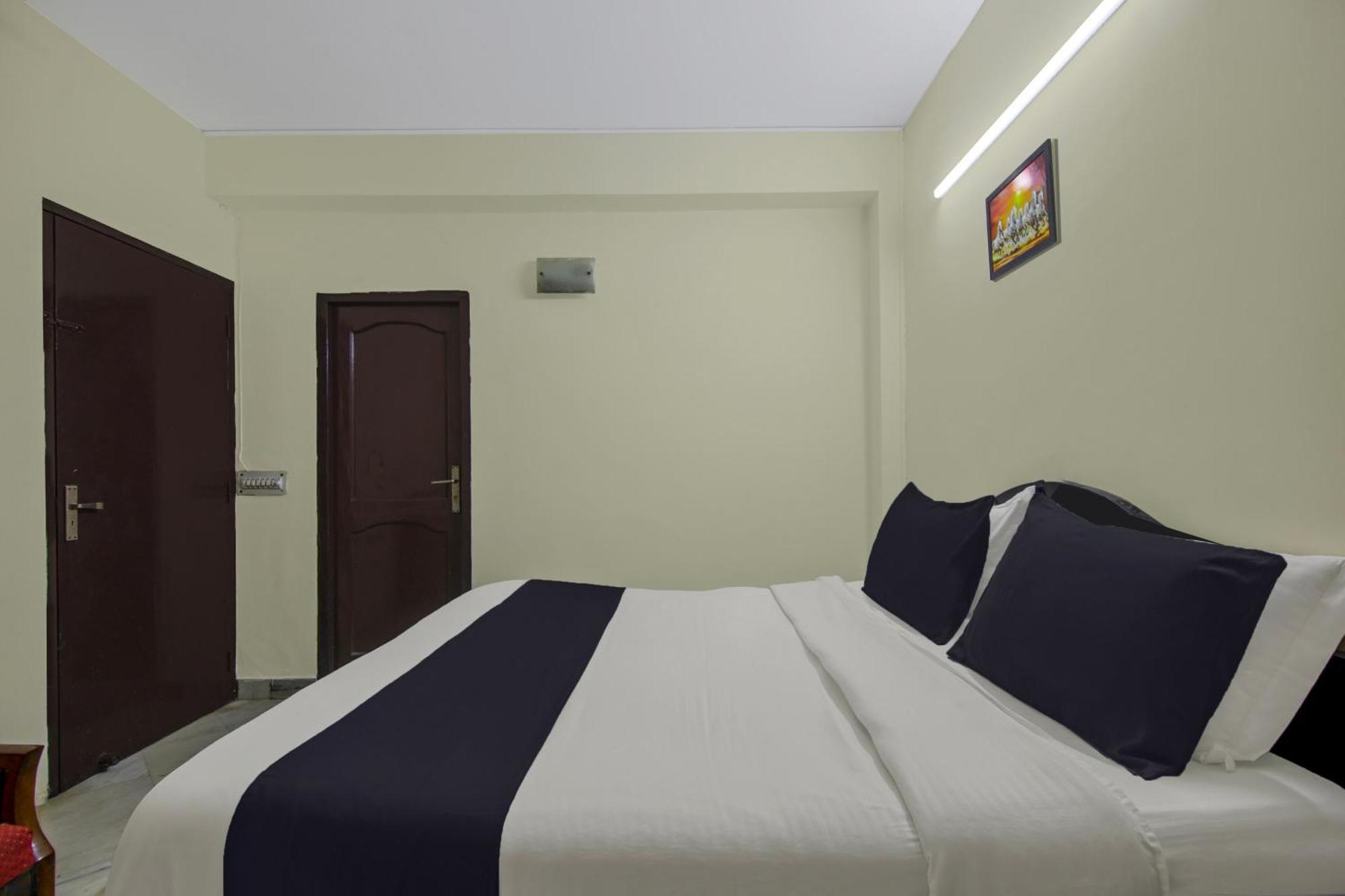 Hotel O Malhotra Bnb Hotel 3*