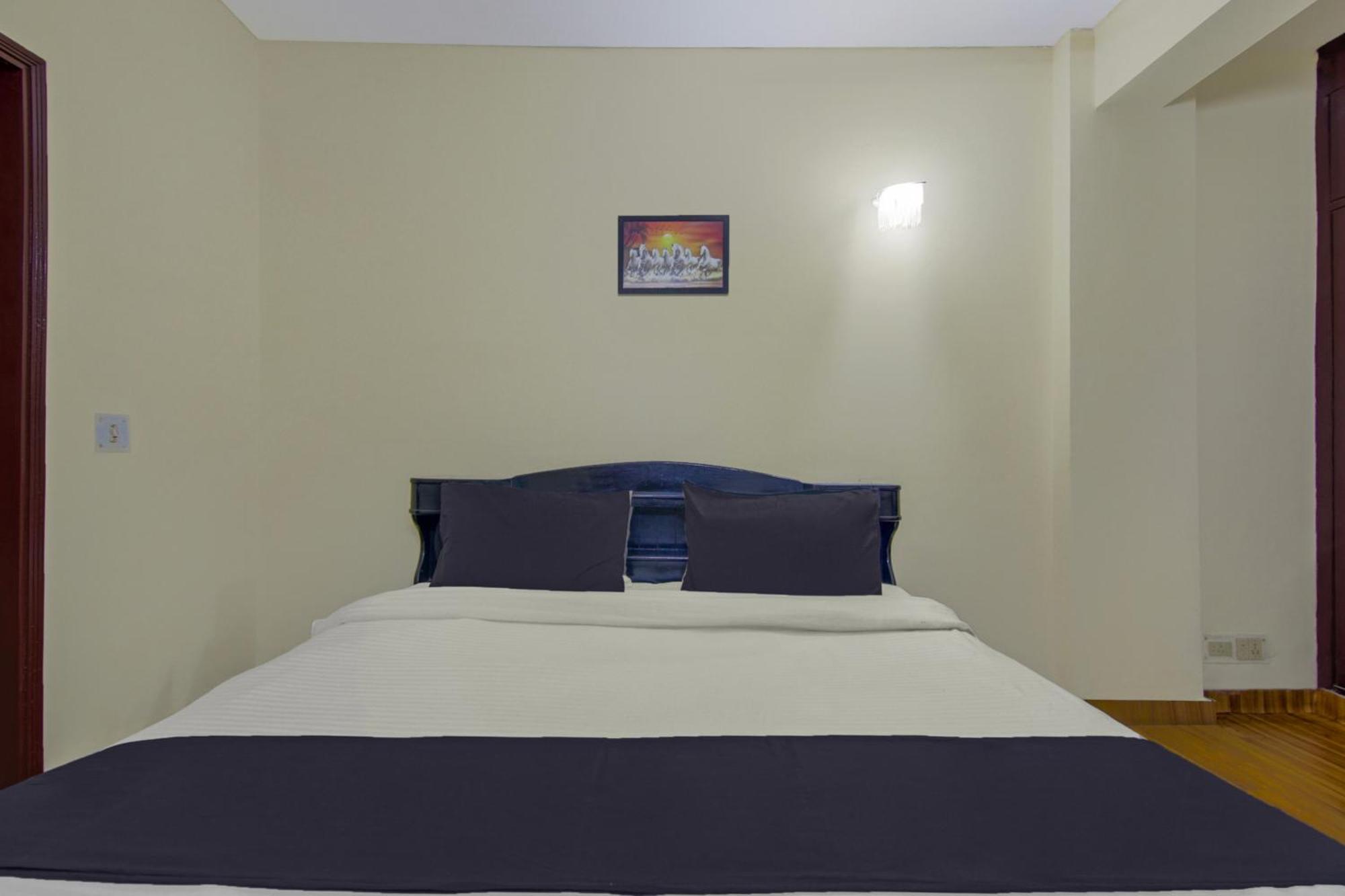 Hotel O Malhotra Bnb Hotel New Delhi