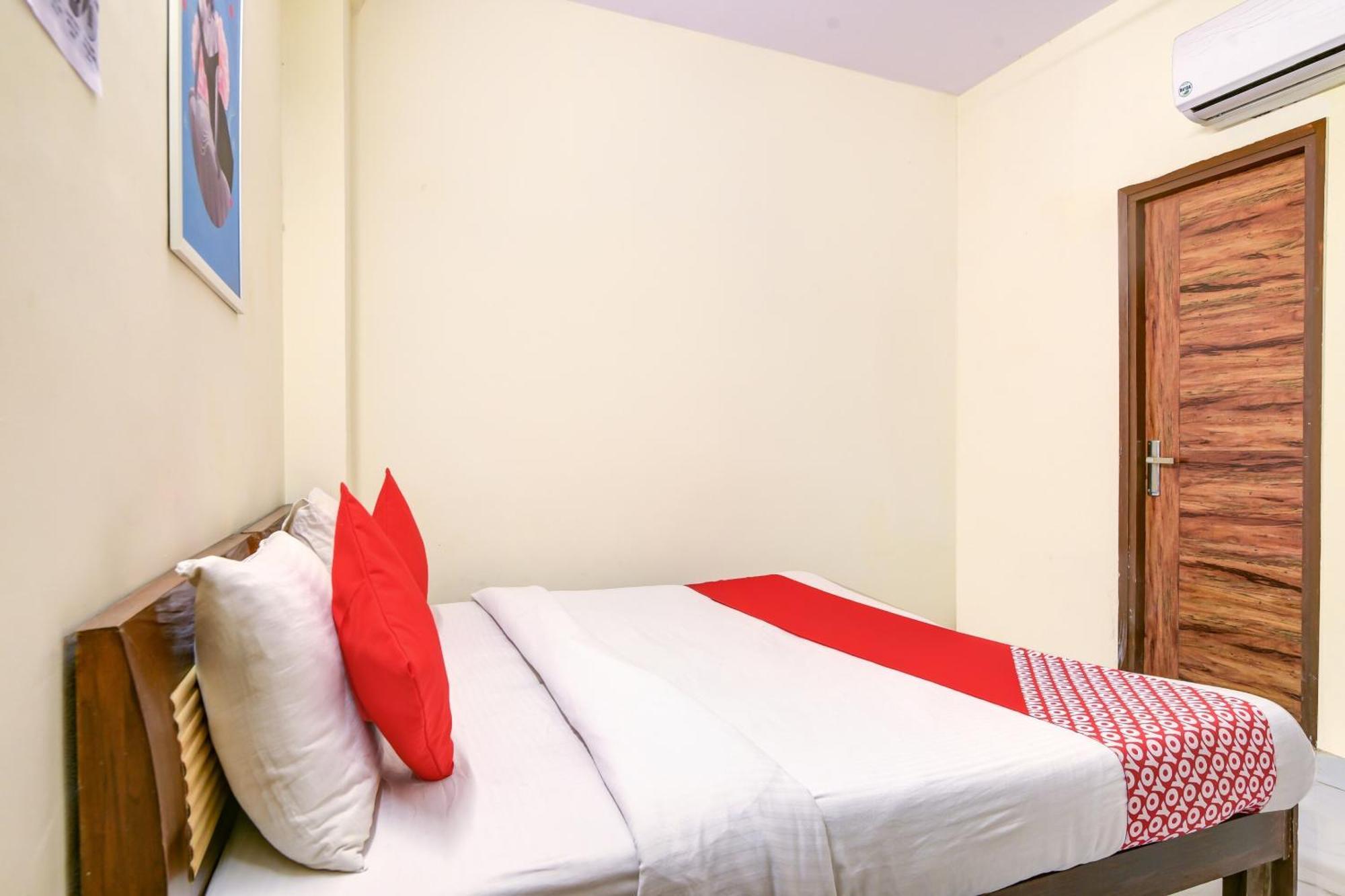 Hotel O 74192 Vishwakarma Palace 4*