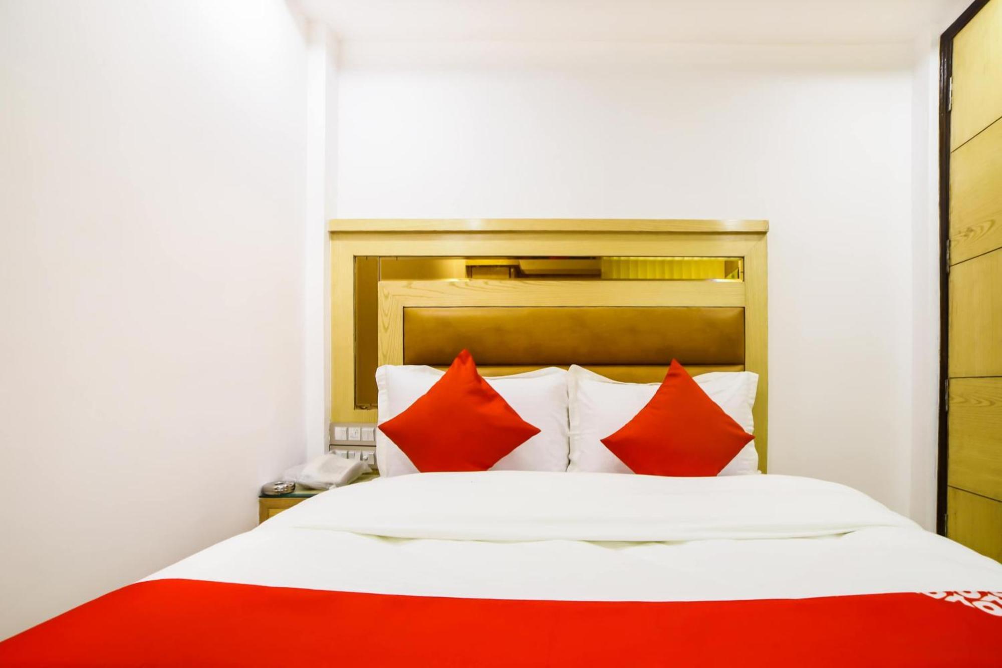 Hotel O Kabir Palace New Delhi