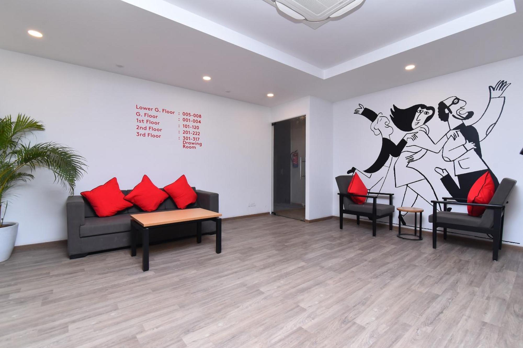 Townhouse Rudra Near Chhatarpur Metro Station Hotel