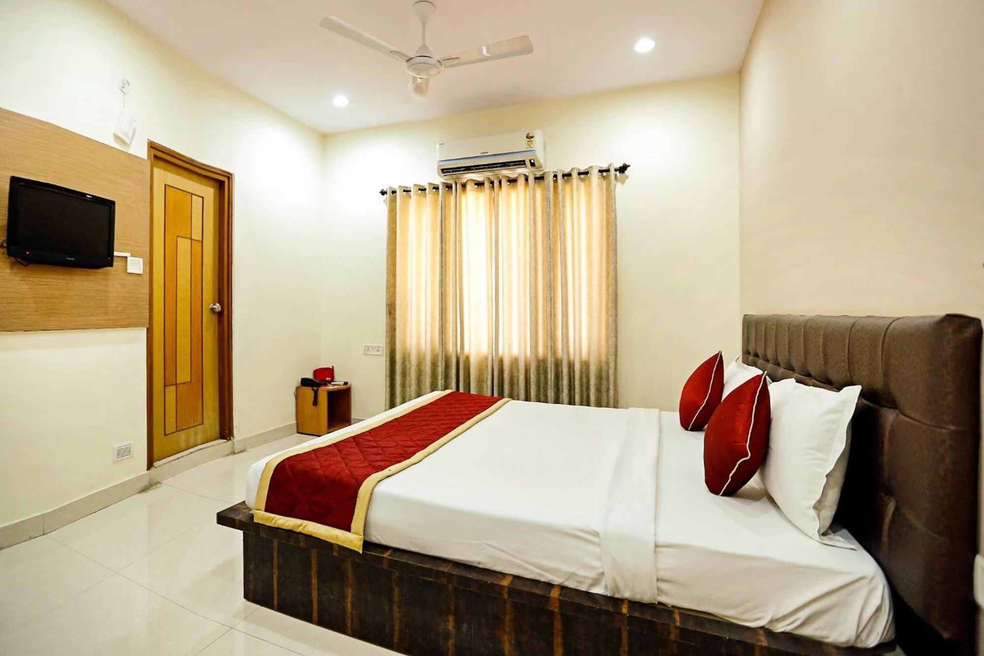 Hotel O Lotus 3*