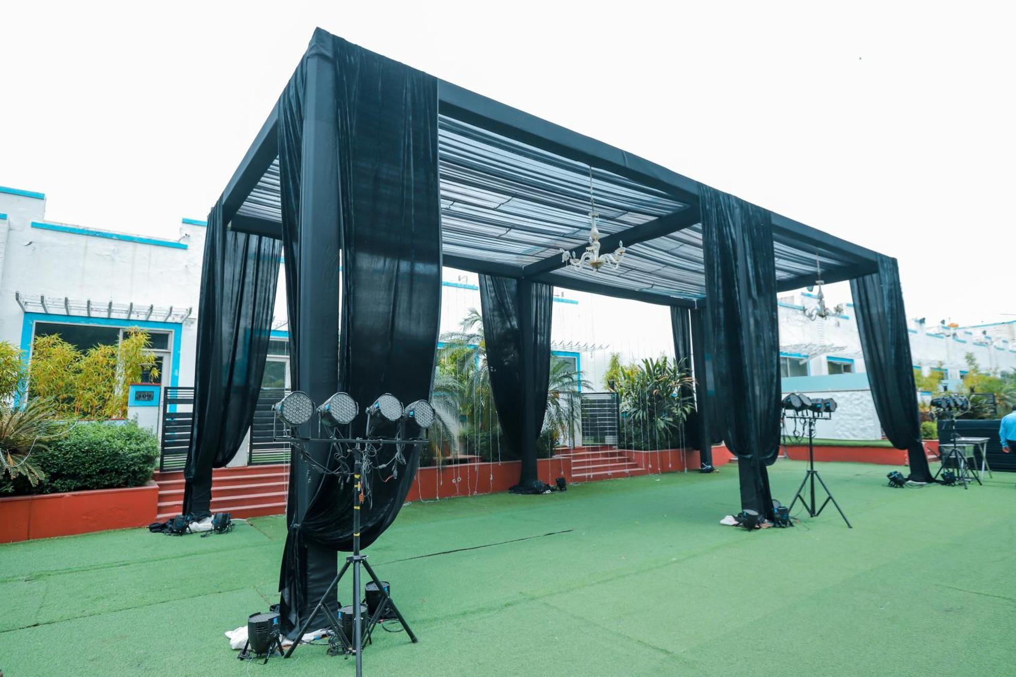 Bel-la Monde Chhattarpur South Delhi Hotel 4*