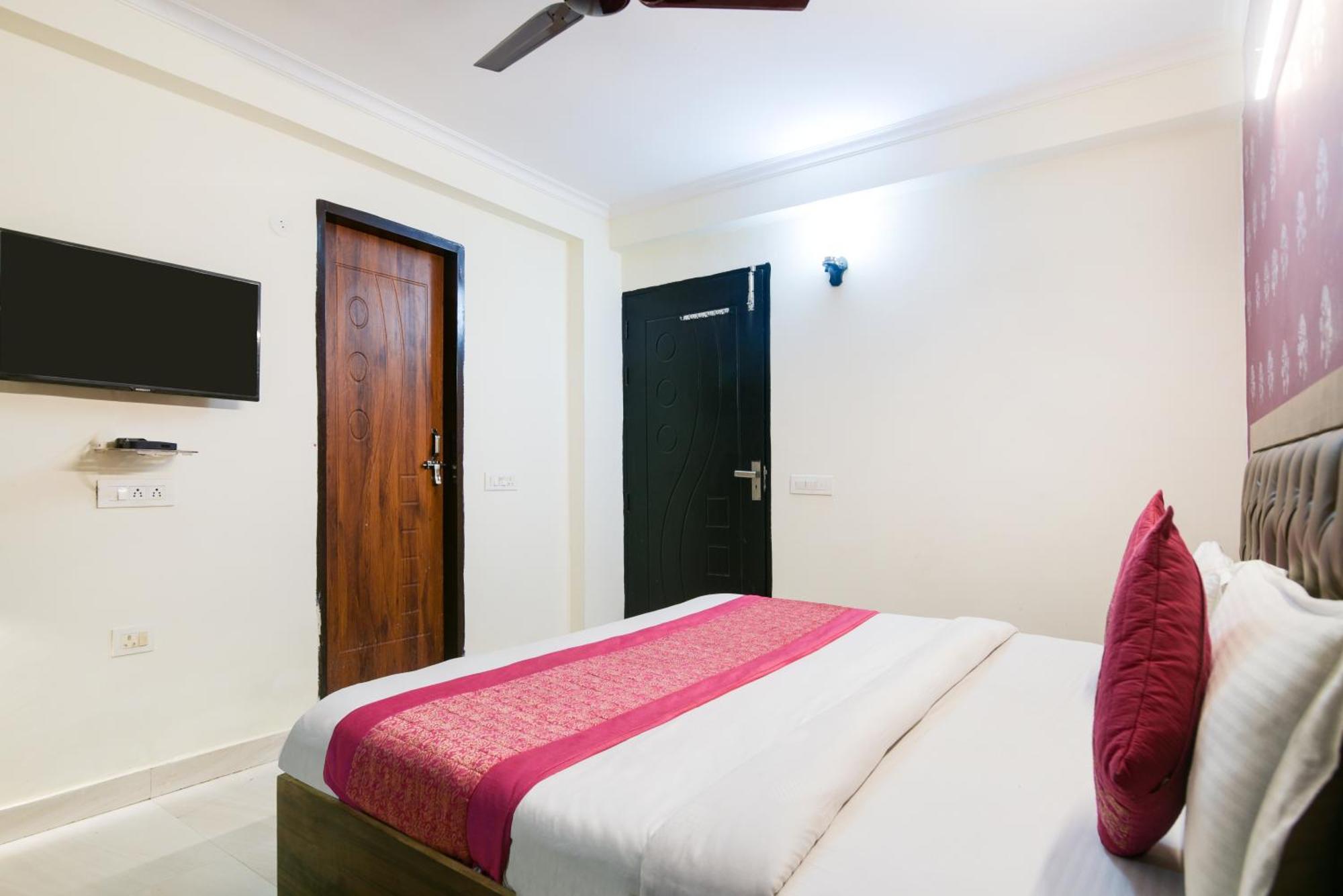 Bed & Breakfast River Front Near Igi Airport New Delhi