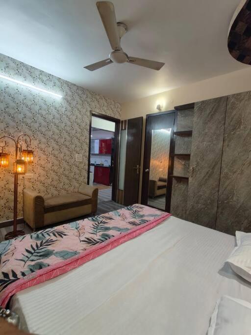 Urban Majestic 3bhk West Delhi *