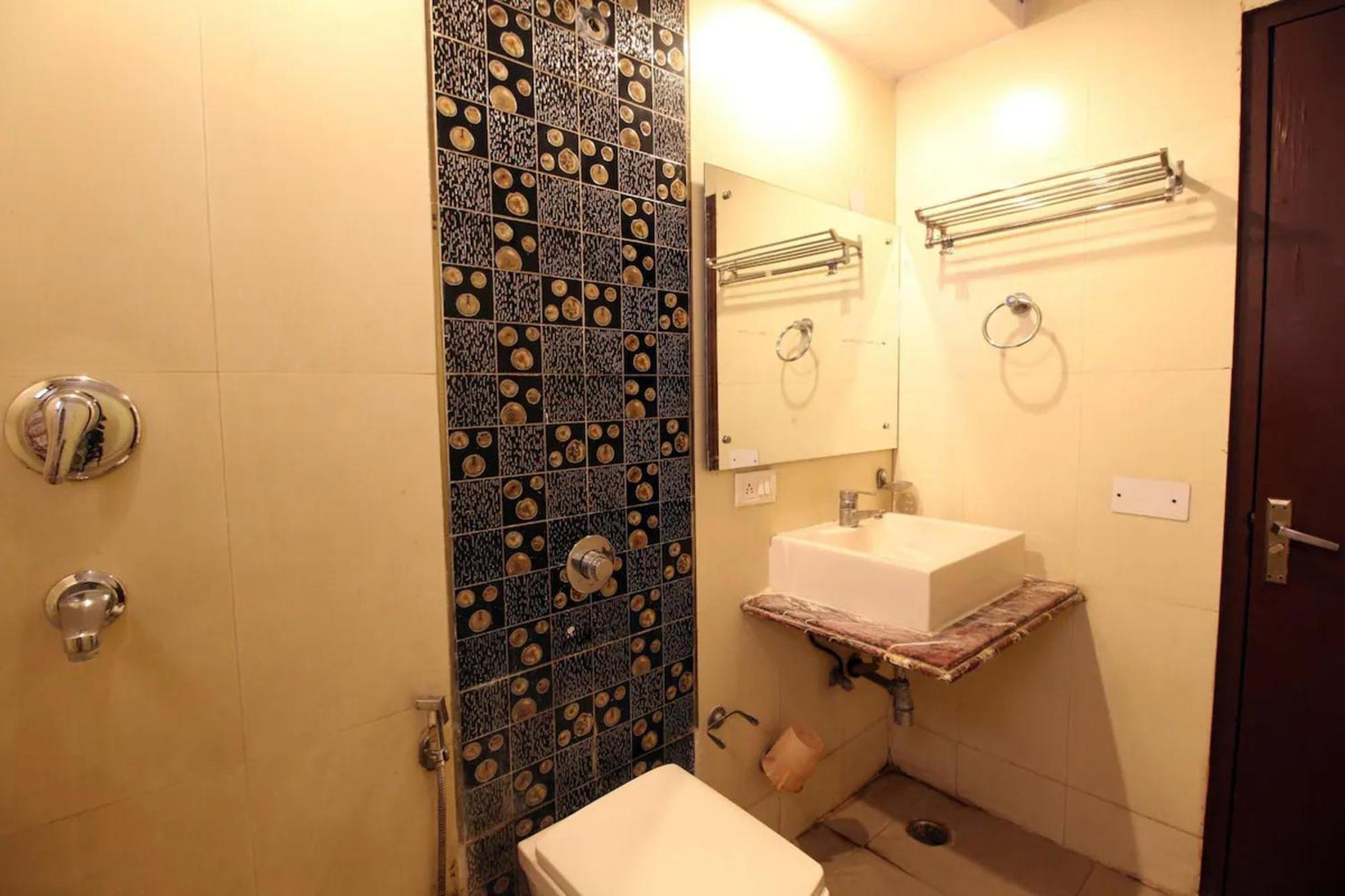 Hotel Star View-new Delhi