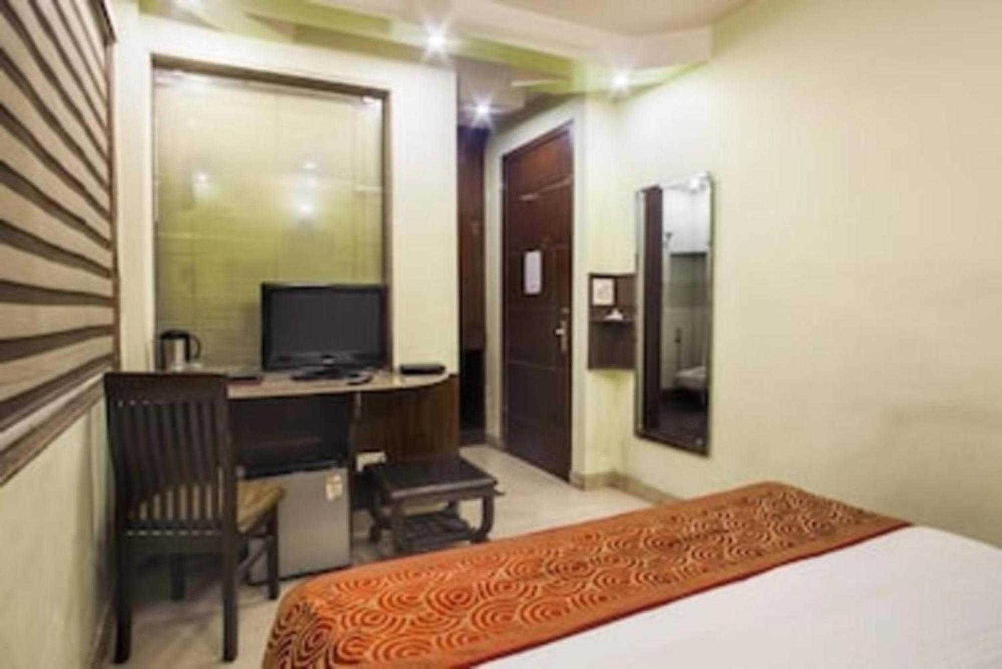 Star View-new Delhi Hotel