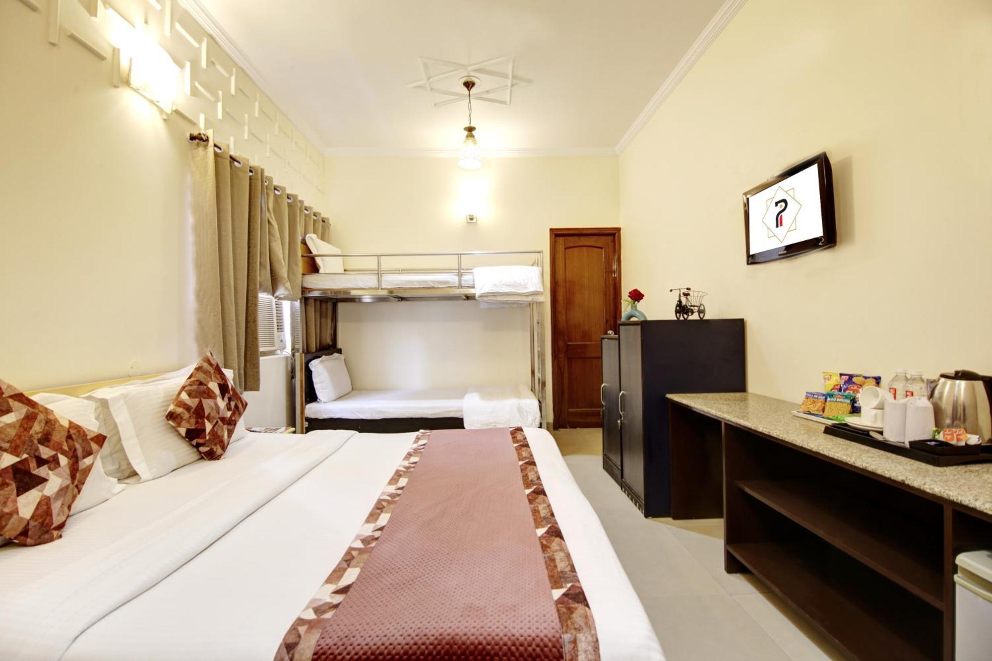 Persona International Karol Bagh Hotel