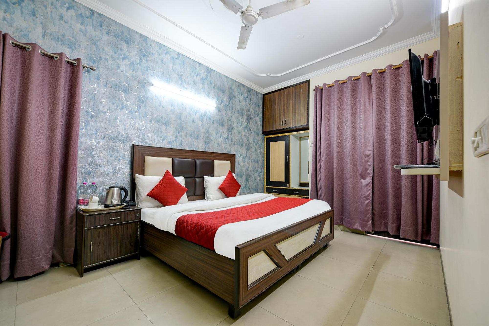 Classic Park At Airport Hotel New Delhi