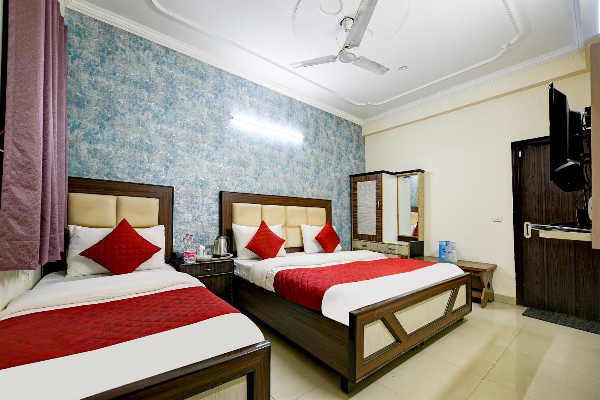 Hotel Classic Park At Airport