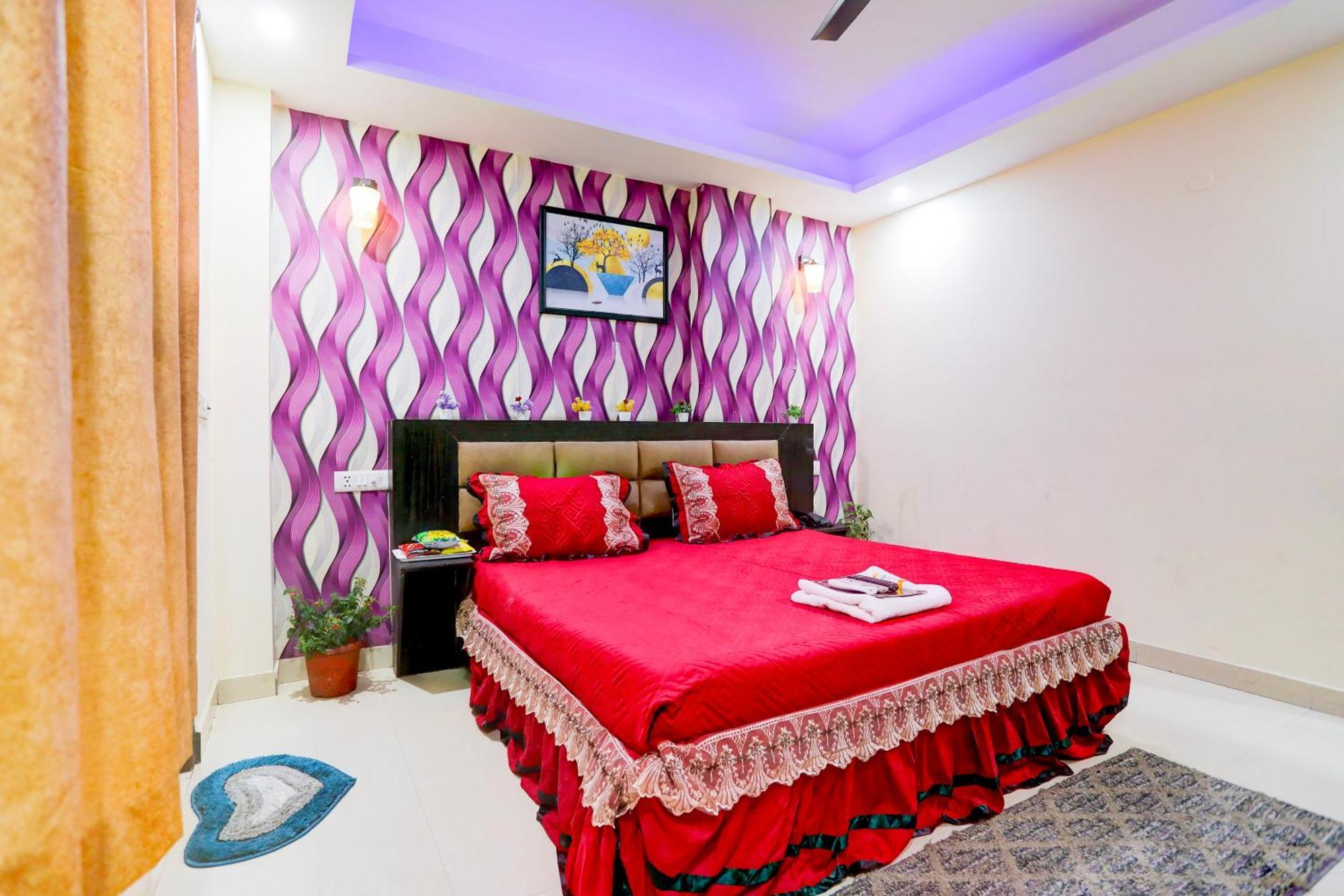 Global Near Delhi Airport Hotel