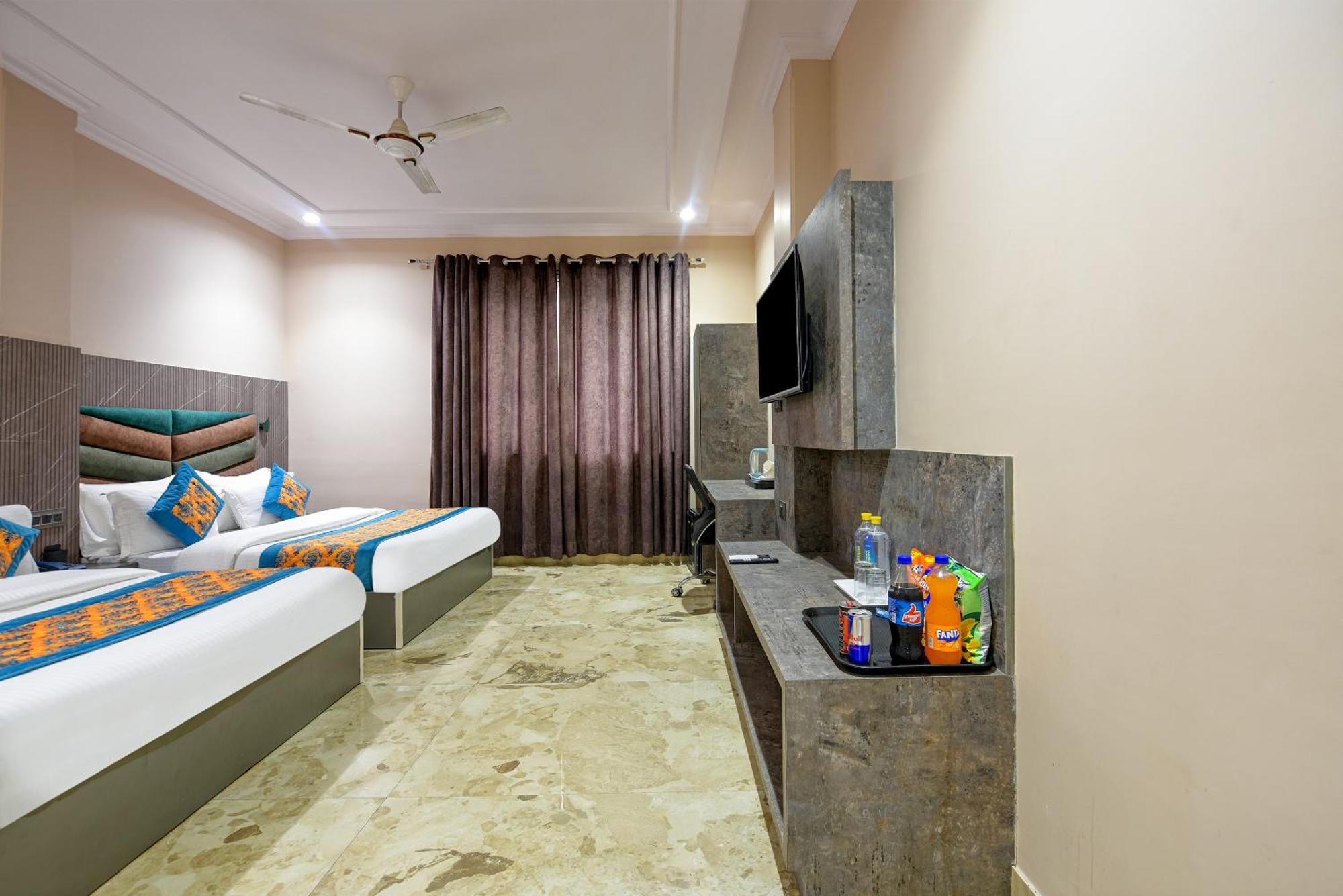 Pearl Plaza Near Railway Station 4* New Delhi