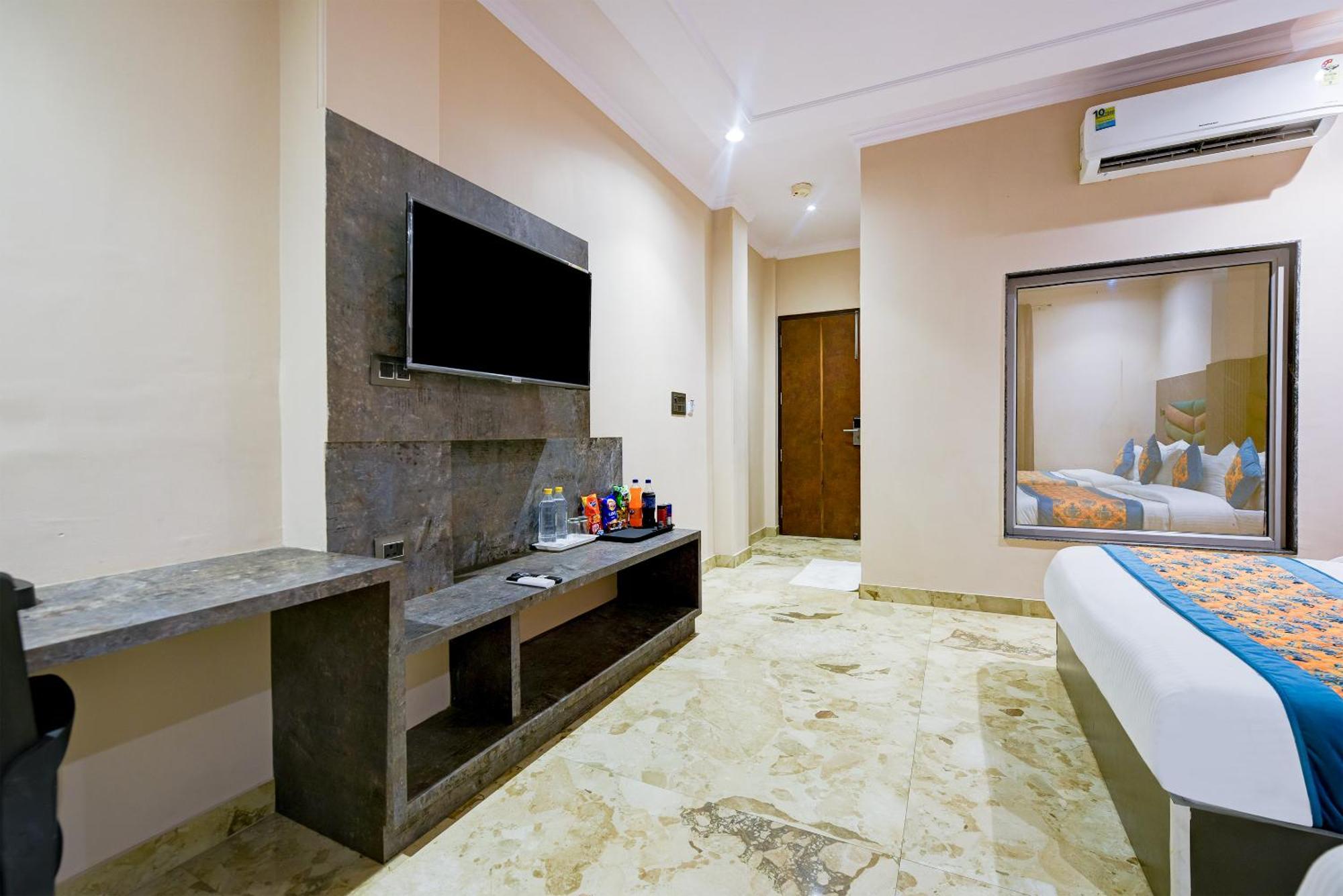 Hotel Pearl Plaza Near Railway Station New Delhi