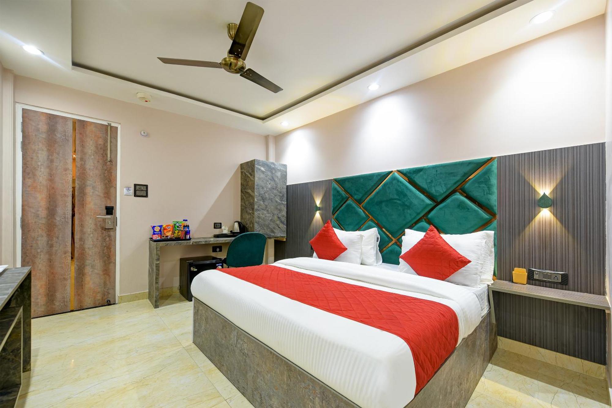 Hotel Pearl Plaza Near Railway Station