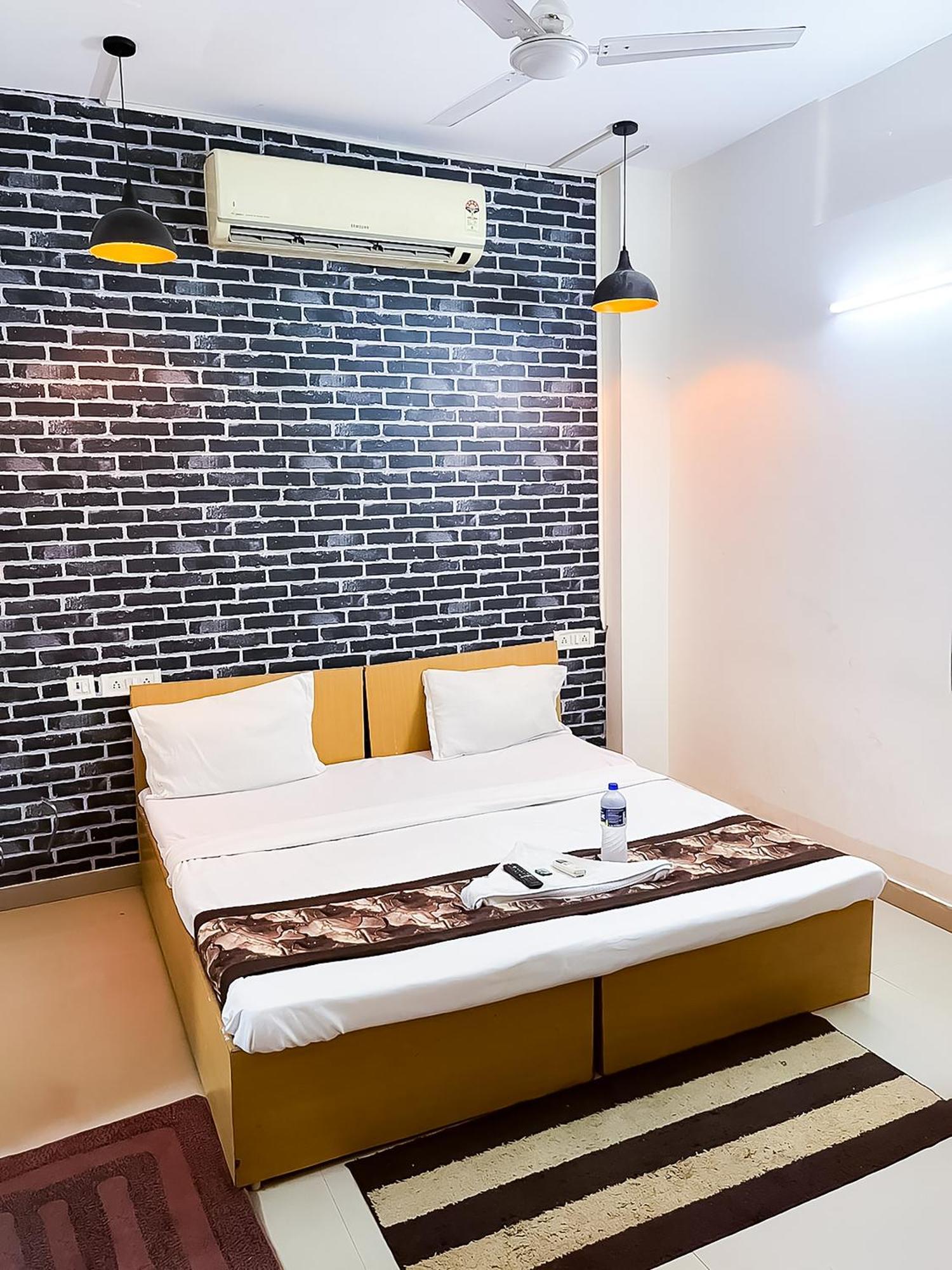 Hotel Krishna - Lajpat Nagar