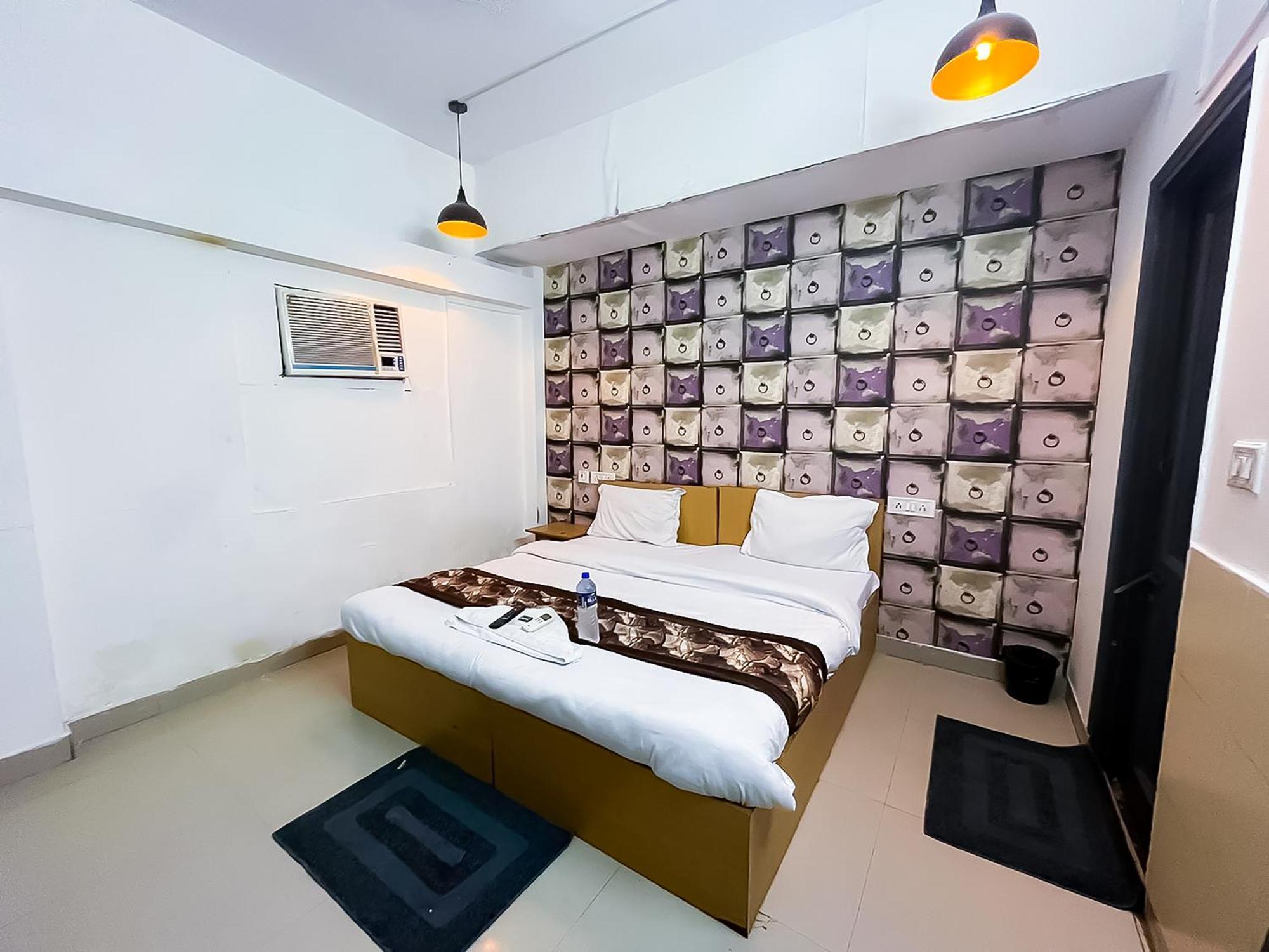 Krishna - Lajpat Nagar