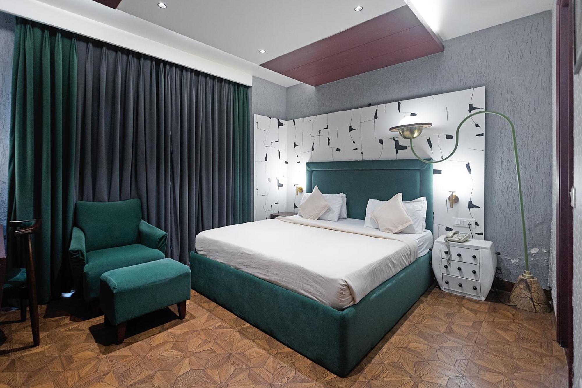 The Grand Vikalp By Saga 3* New Delhi