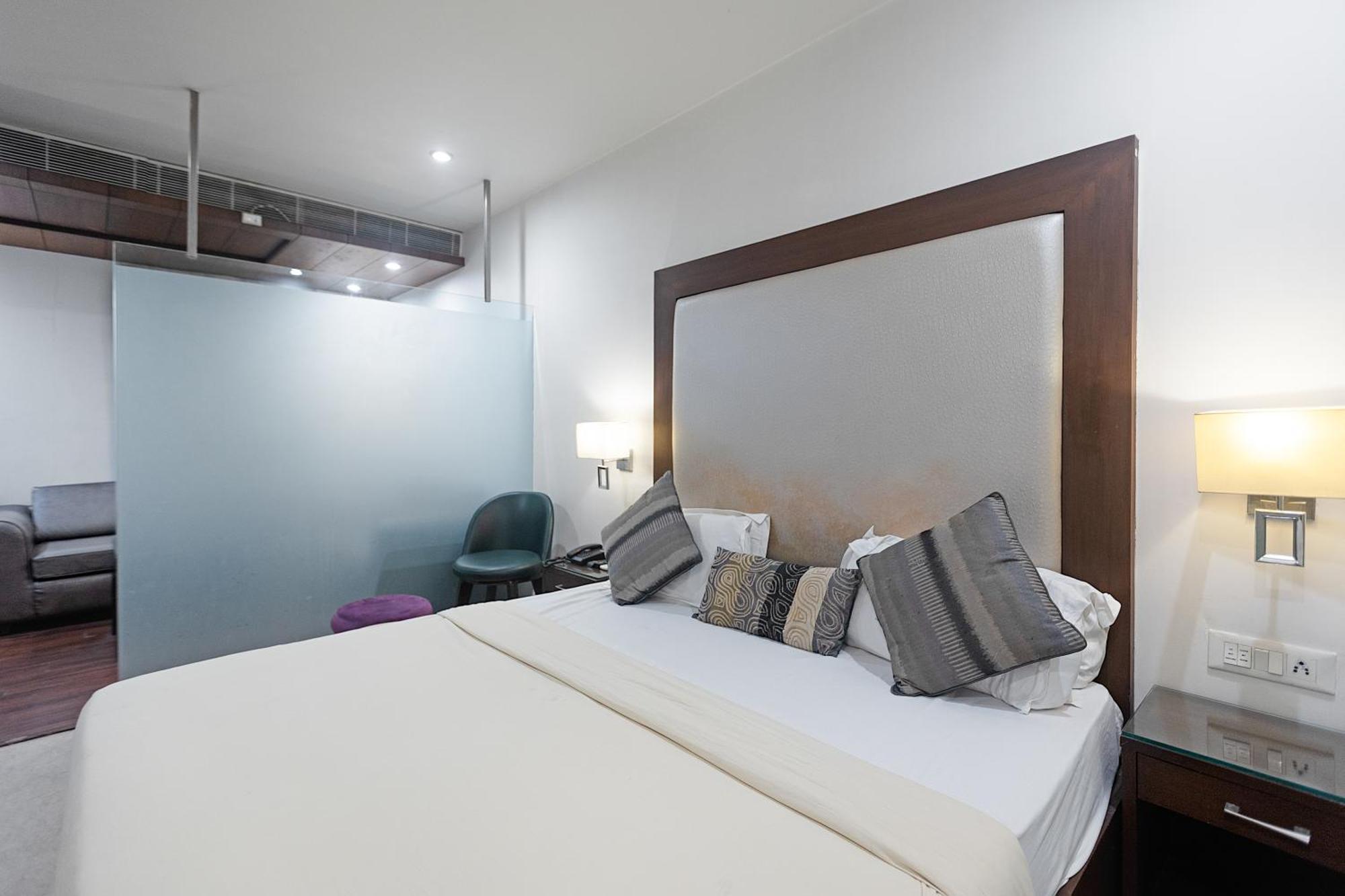The Grand Vikalp By Saga New Delhi