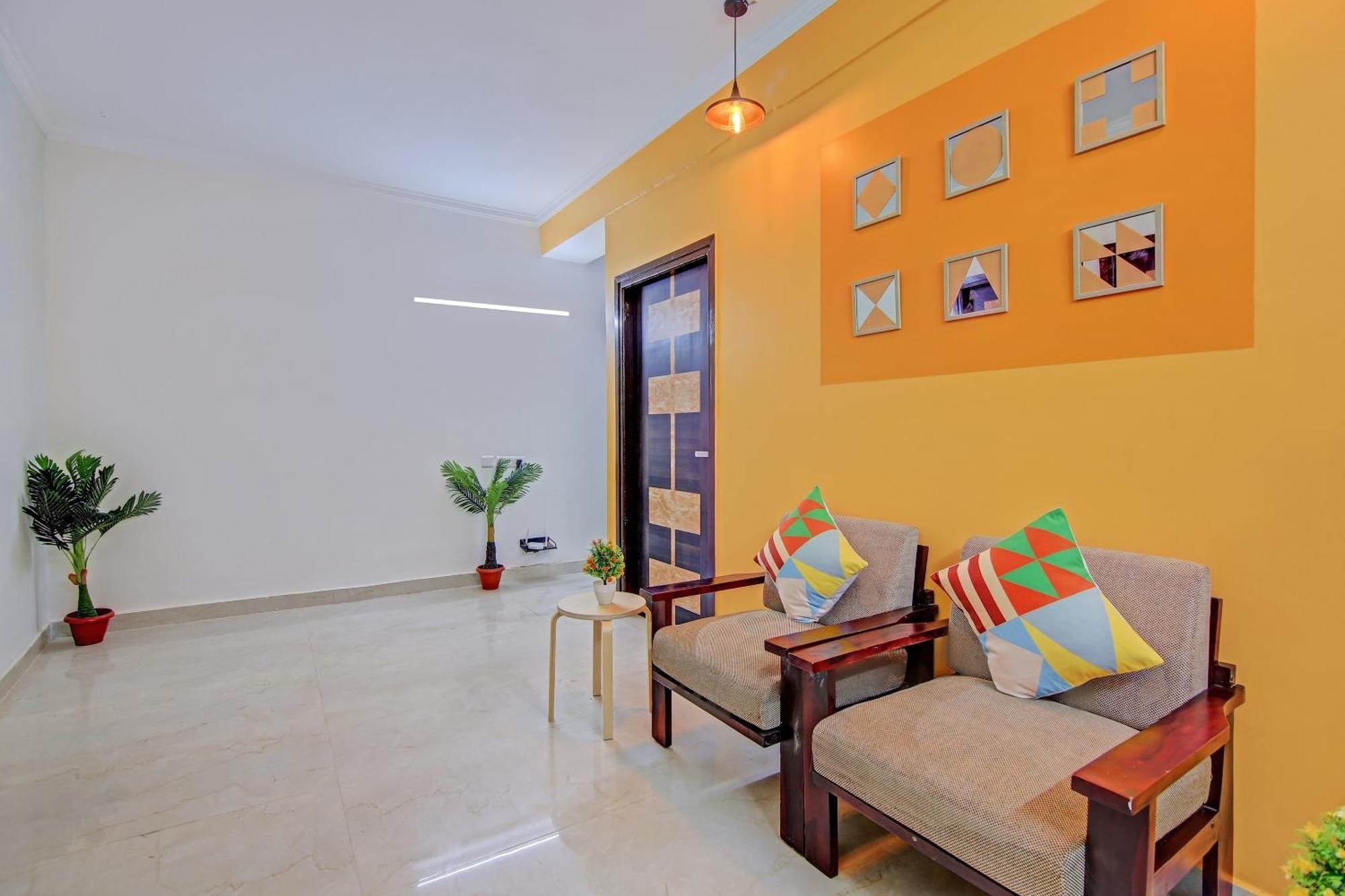 Hotel Town House Saket Residency 4*
