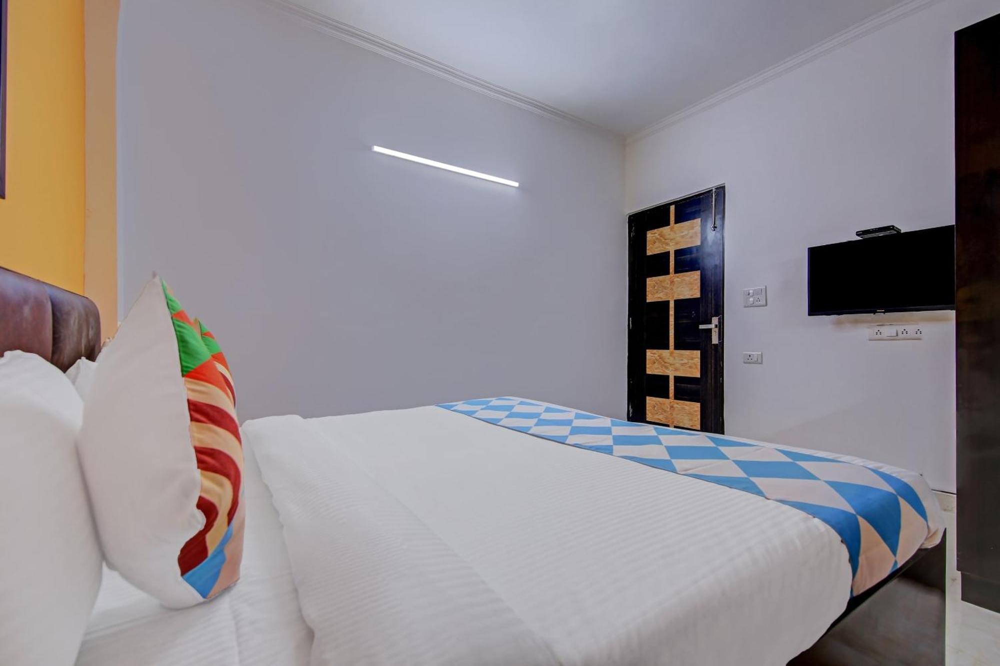 Town House Saket Residency