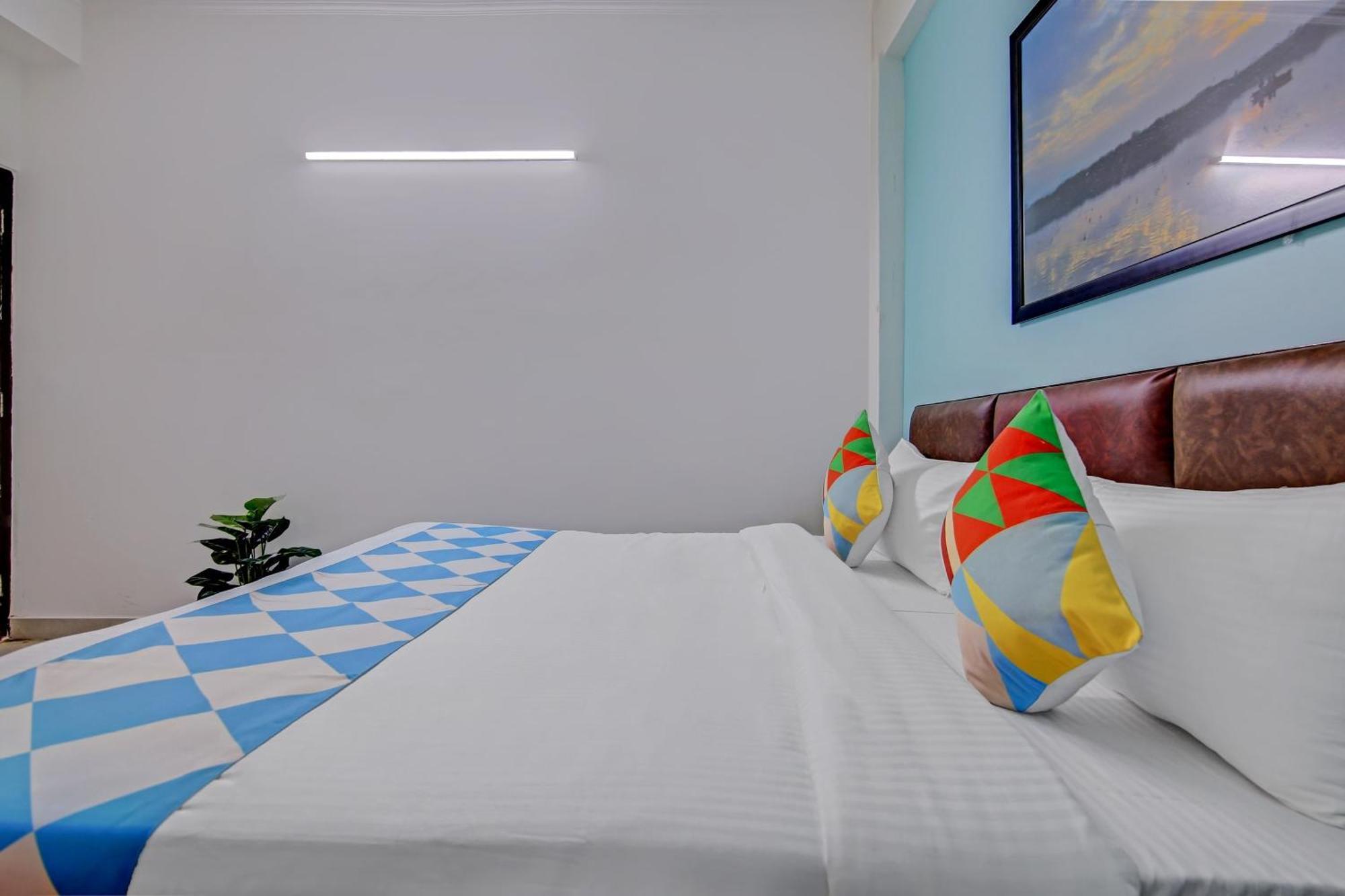 Hotel Town House Saket Residency 4*