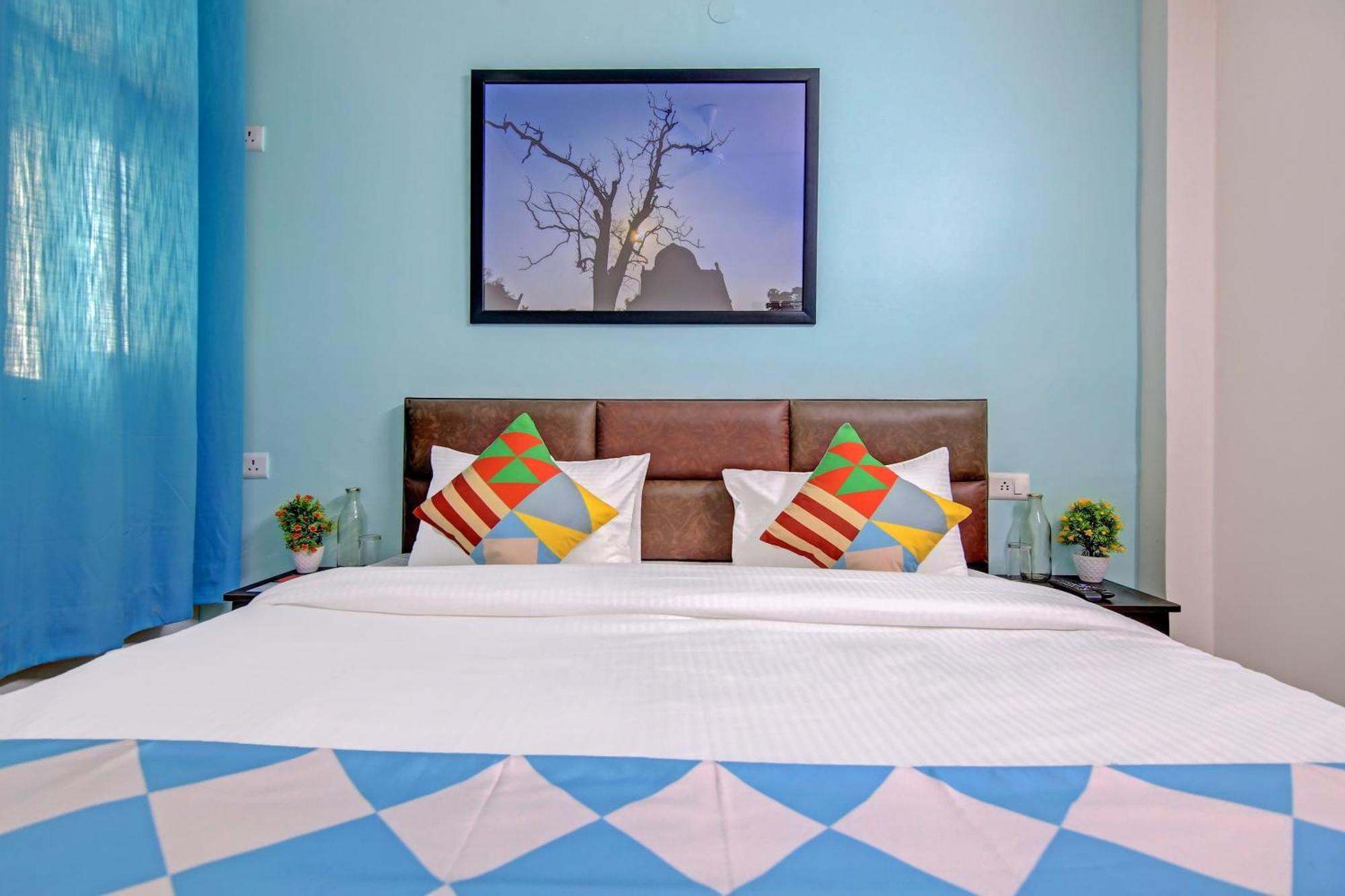 Town House Saket Residency Hotel 4*