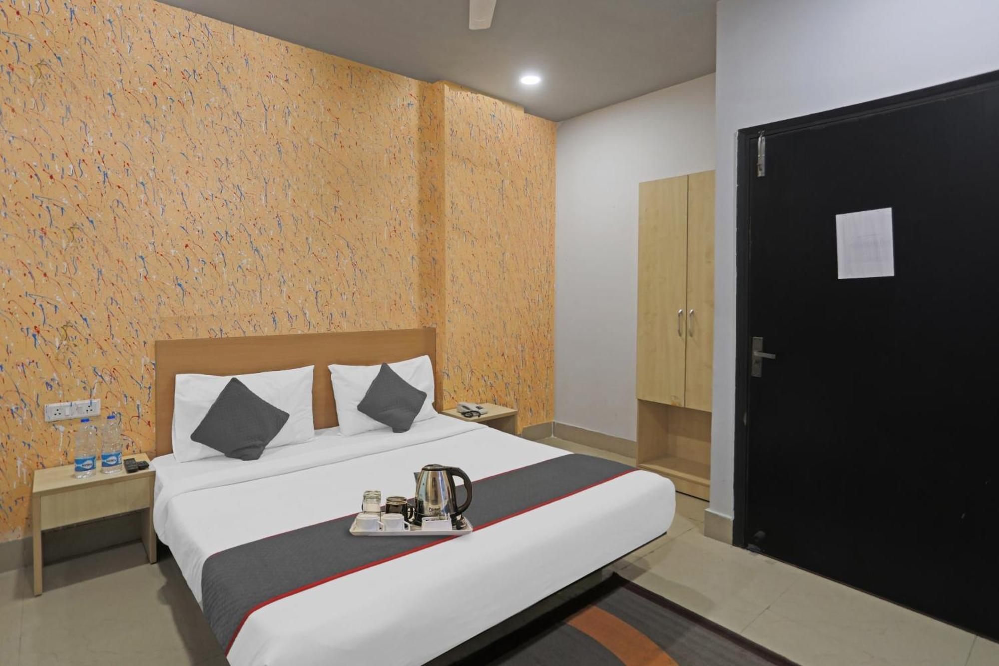 Super Townhouse Grand Pacific Ocean Hotel New Delhi