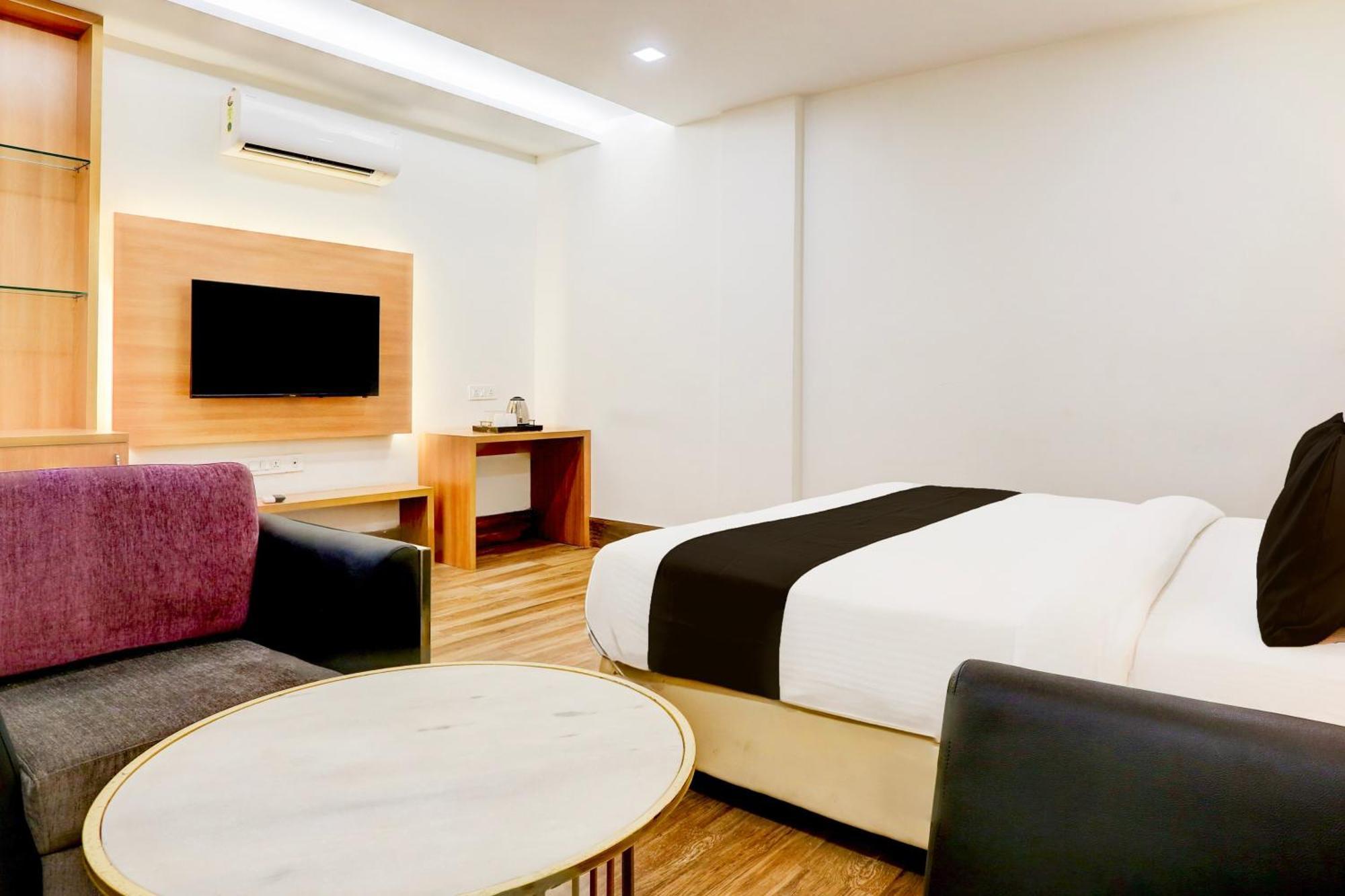 Palette - Calista Tower B New Delhi